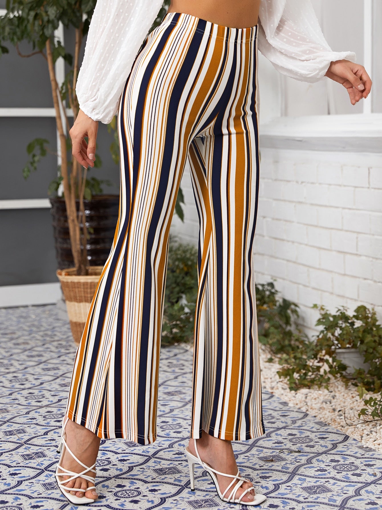 Women Pants Producer