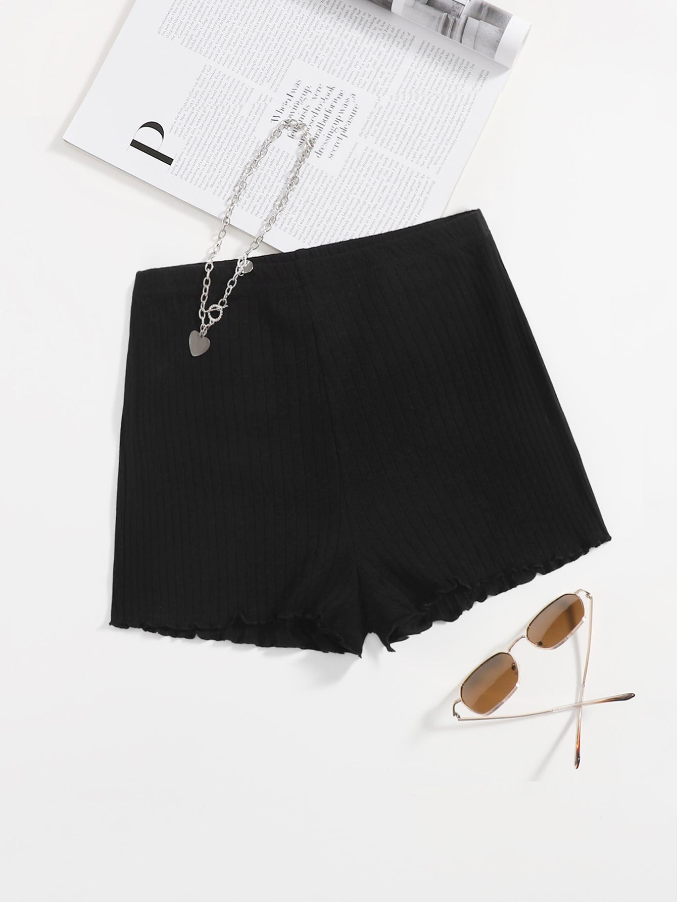 Women Shorts Producer