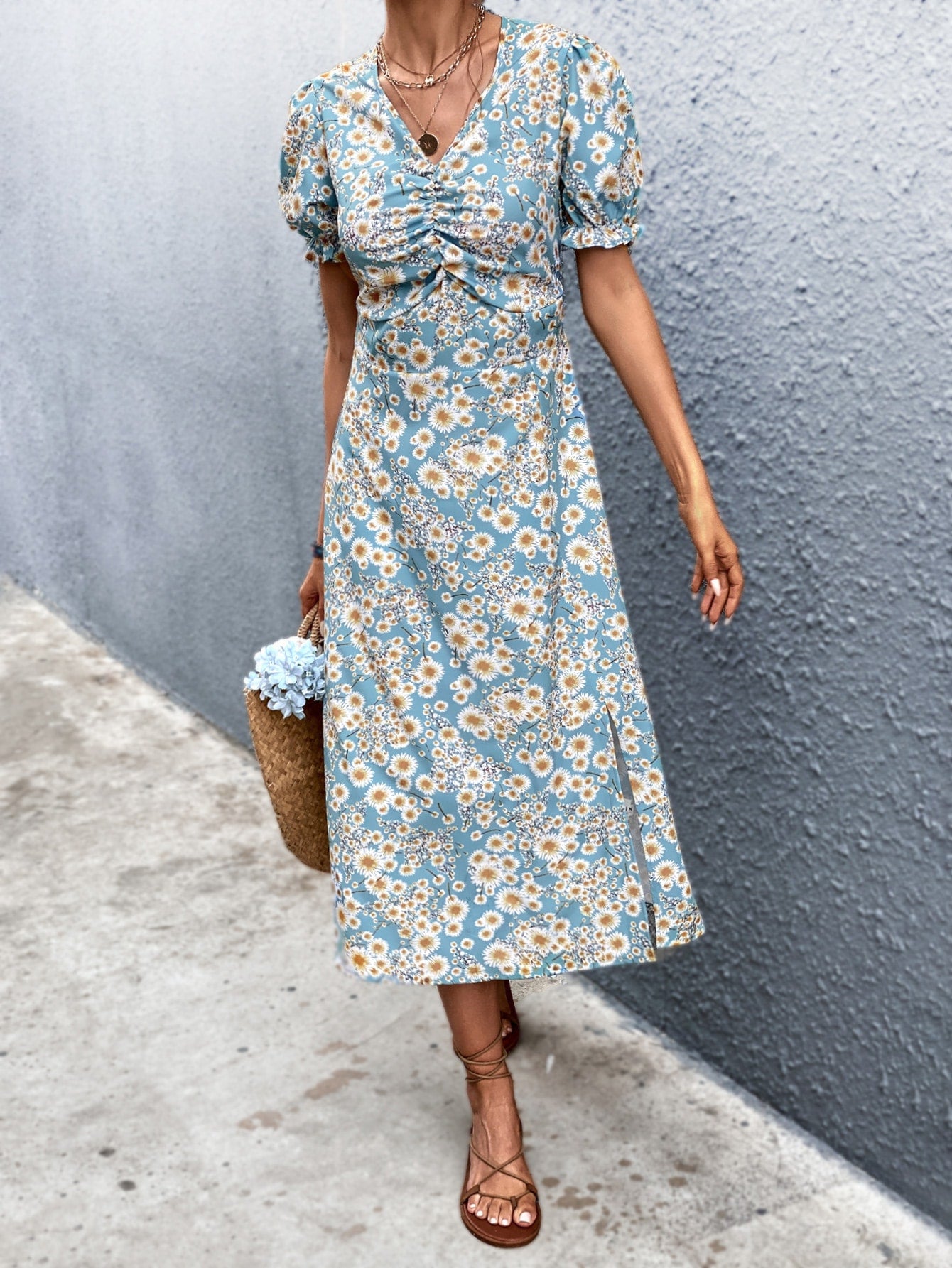 Women Dresses Producer