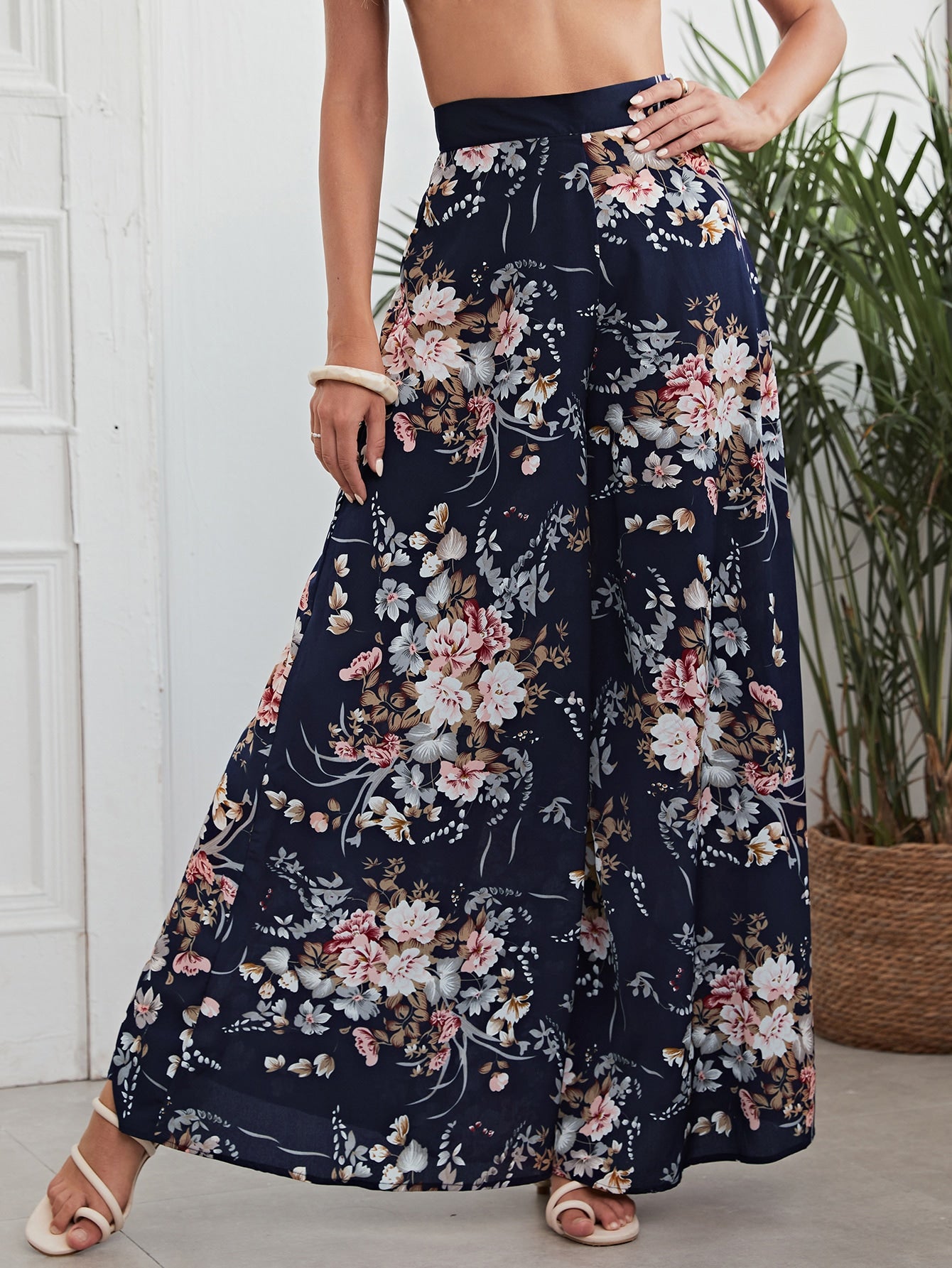 Women Pants Producer