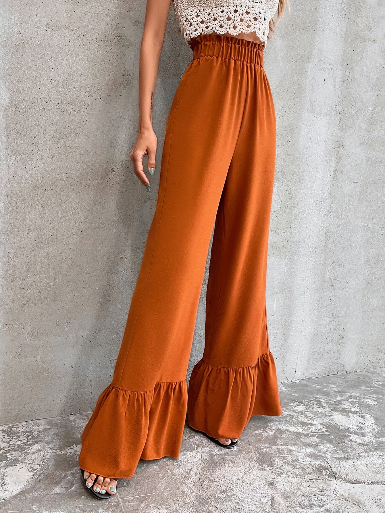 R¨¦ Clothing Producers