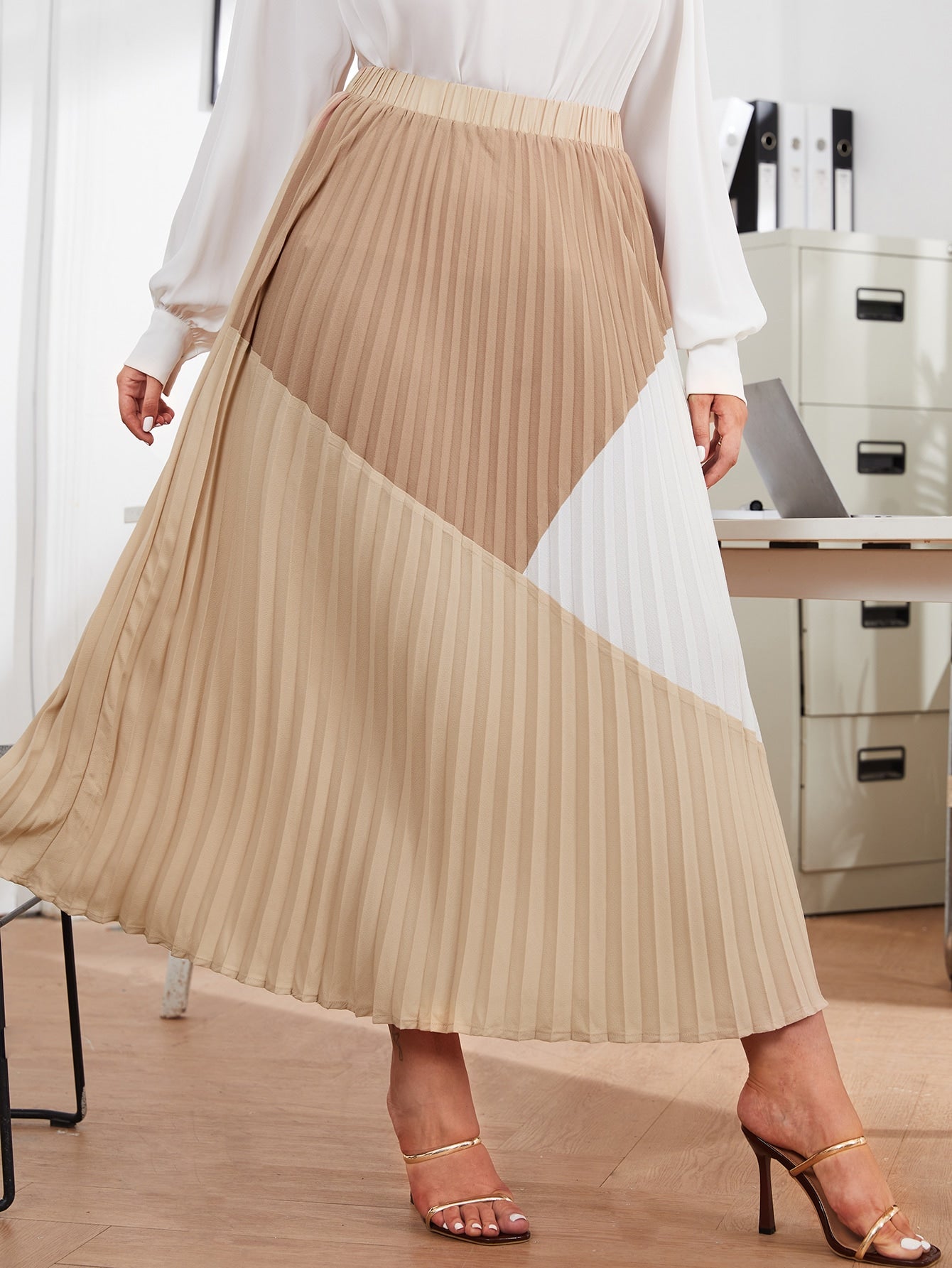 Plus Size Skirts Supplier
