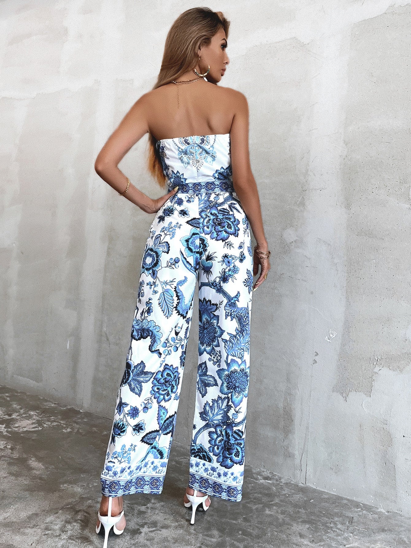 Women Jumpsuits Producers