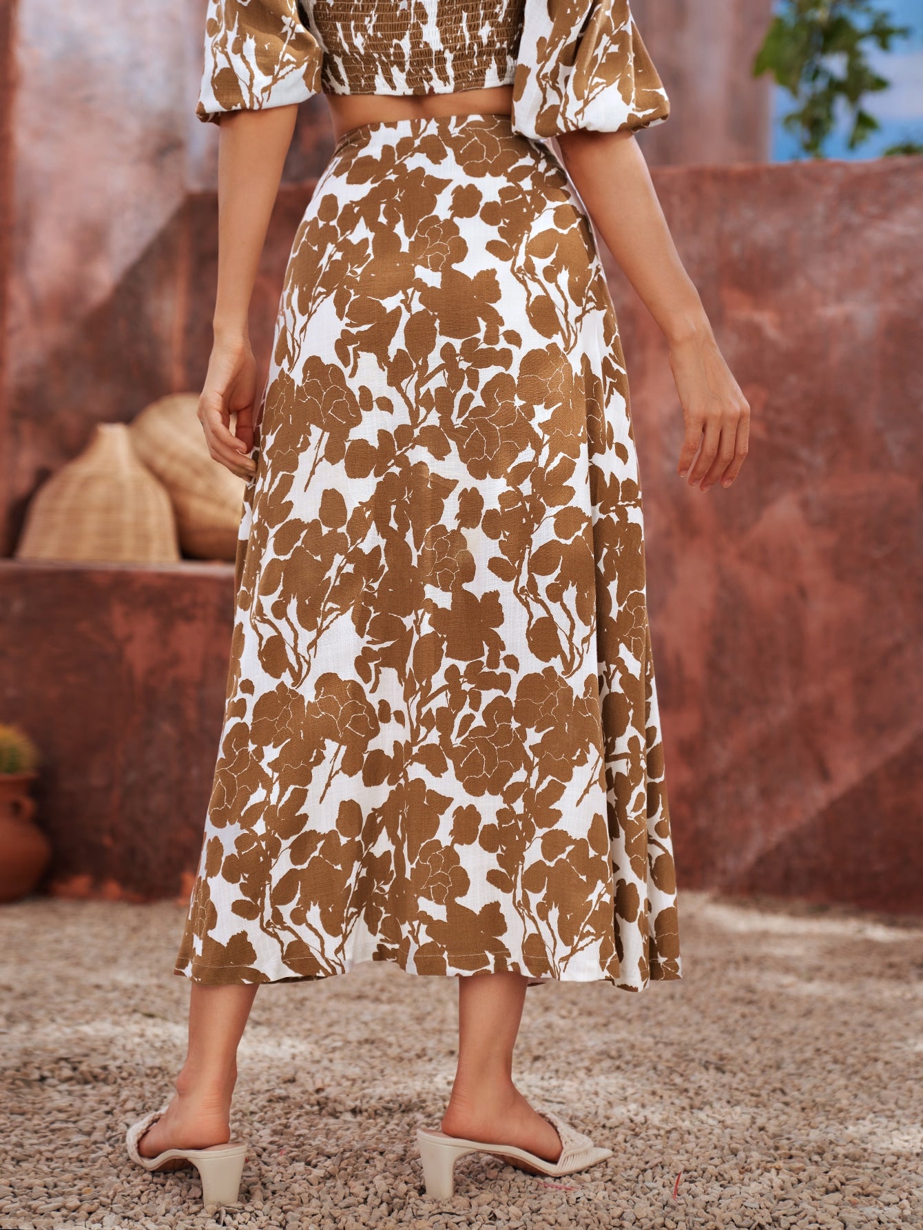 100% VISCOSE Allover Floral High Split Skirt