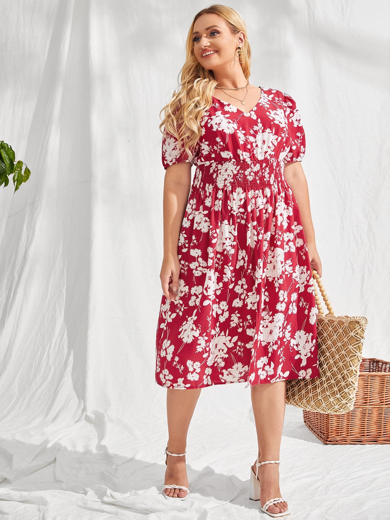 Plus Size Dresses Producers