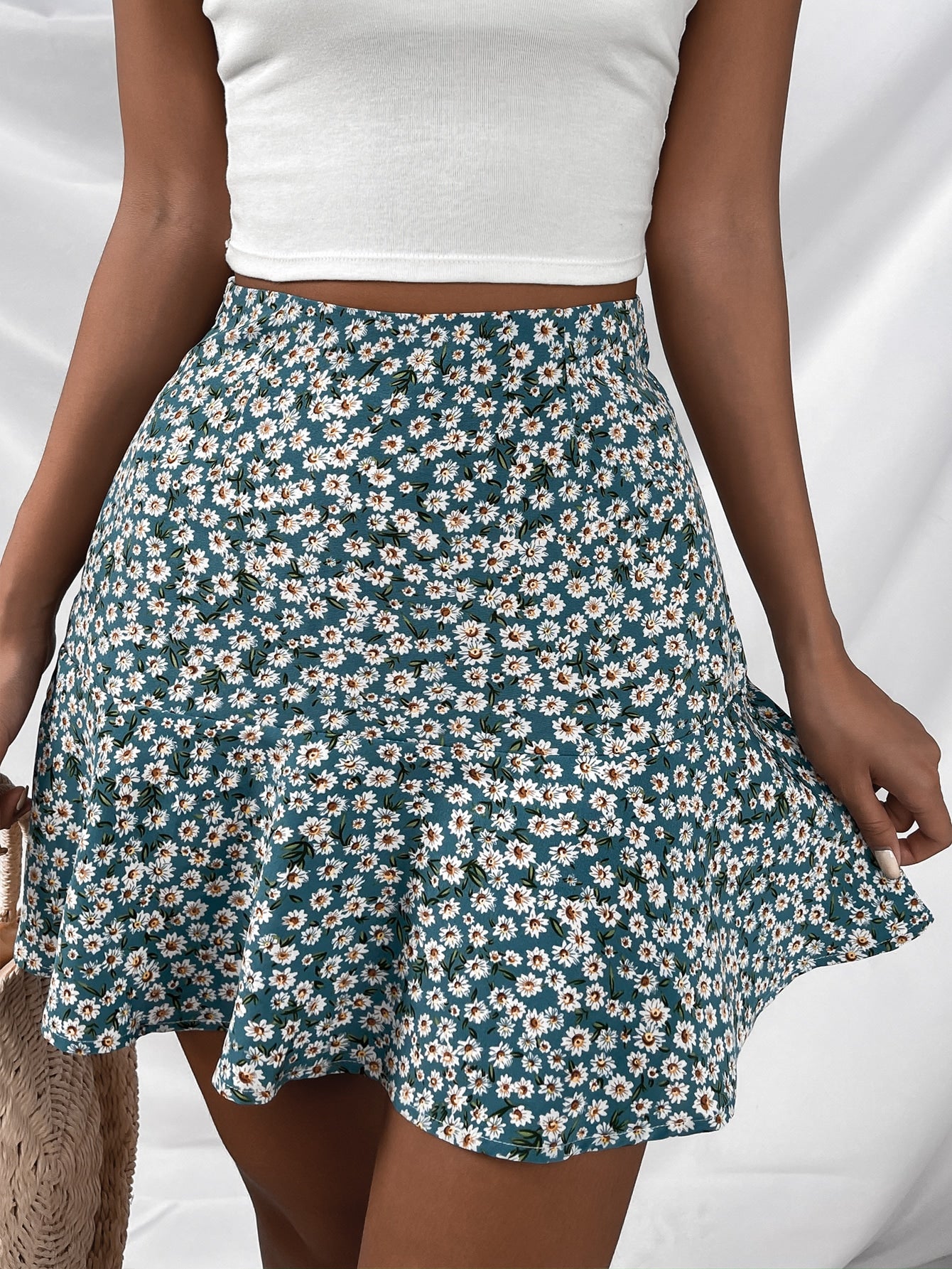 Women Skirts Producers