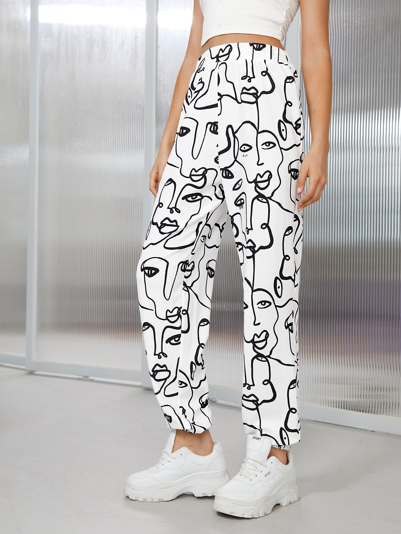 Chichia London Women Clothing Producers
