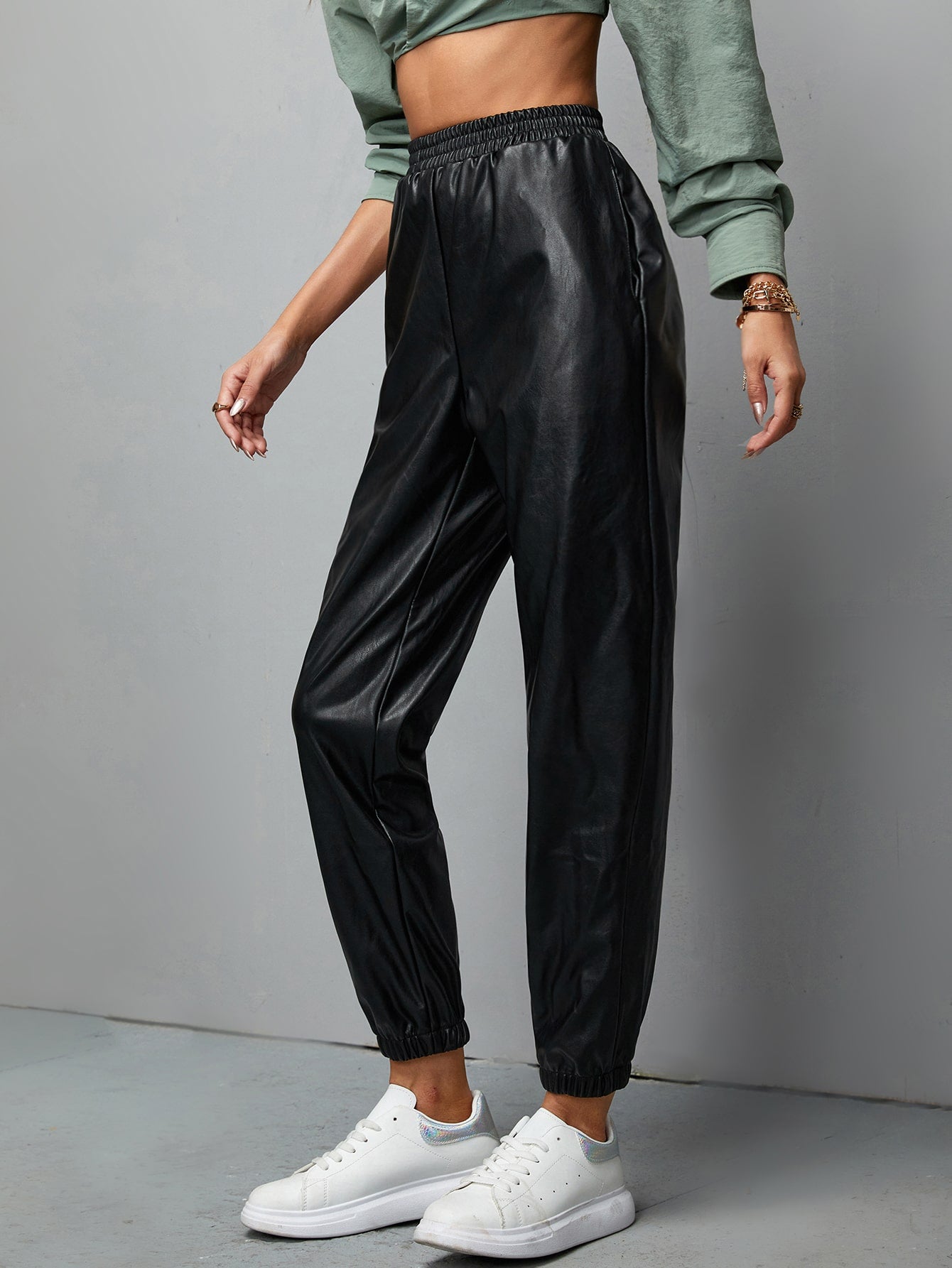 Amanda Laird Cherry Women Clothes Manufacturers