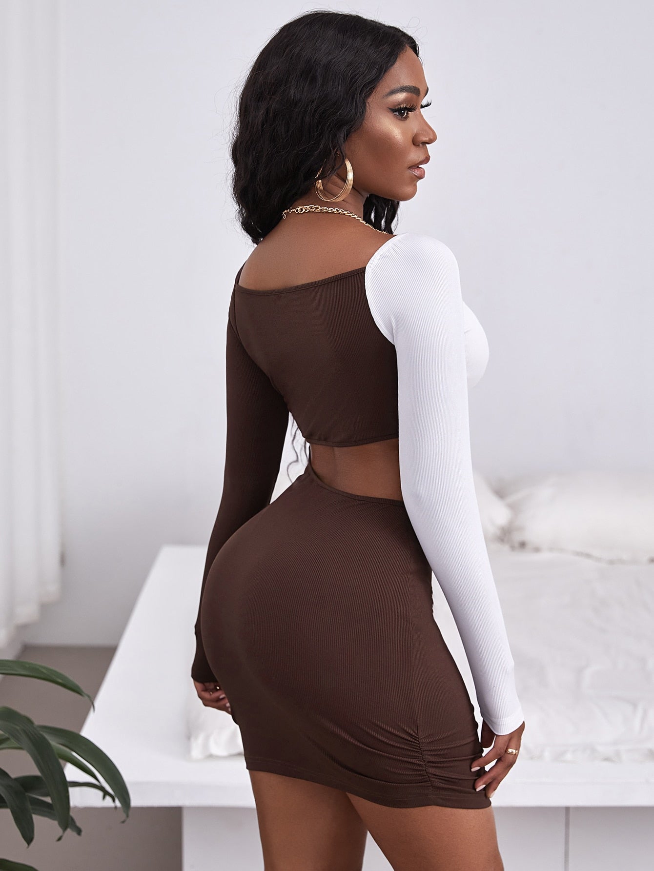 Two Tone O-ring Cut Out Bodycon Dress
