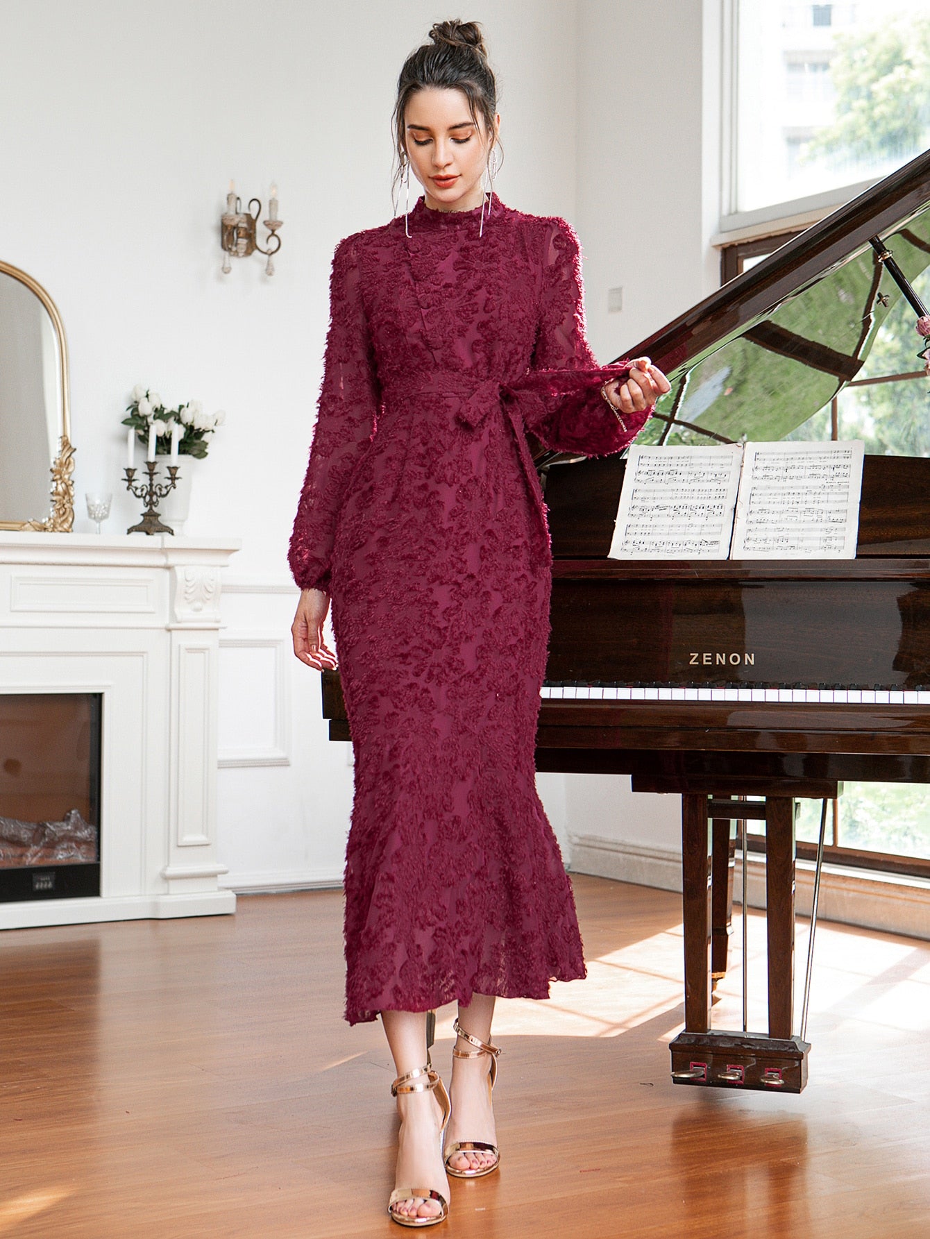 Ladies Suits Suppliers