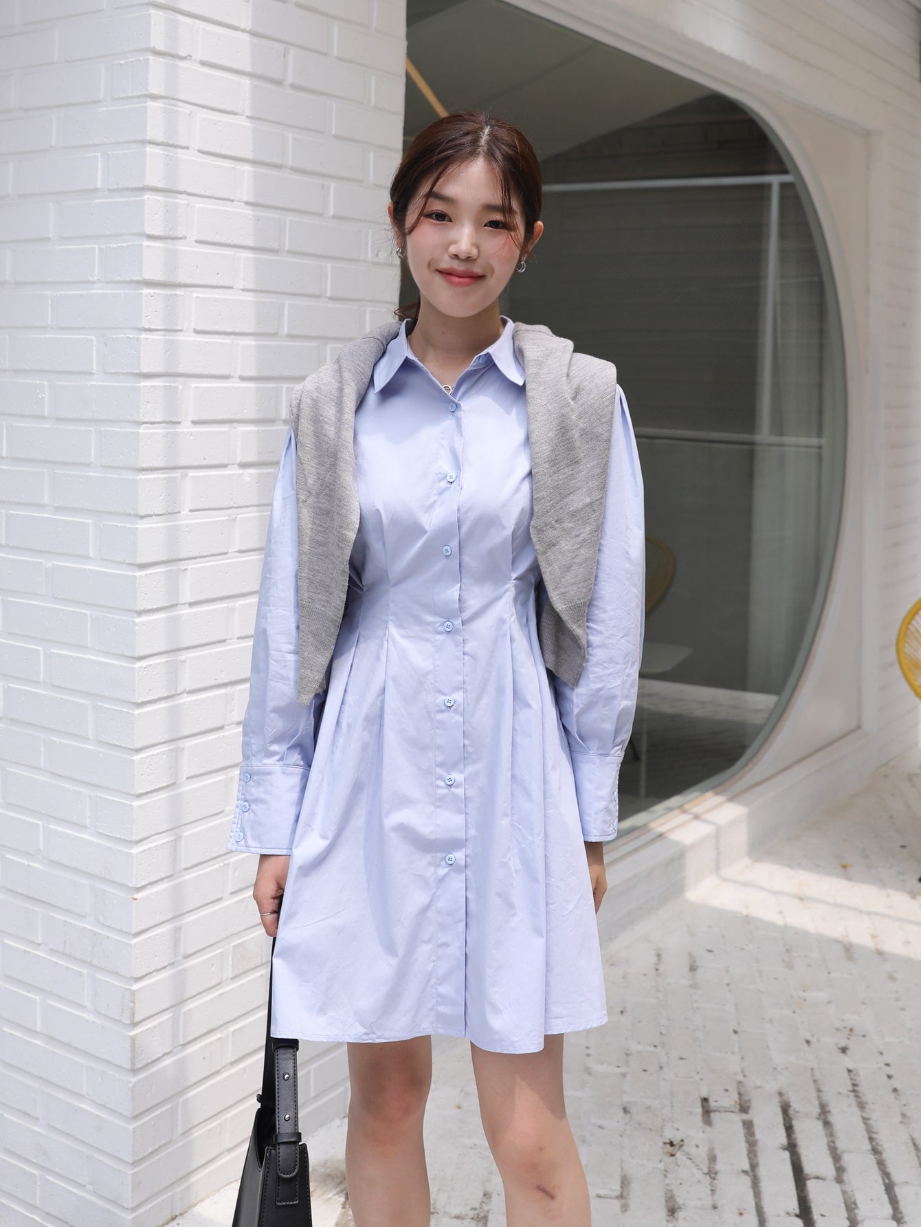 Lara Klawikowski Women Clothes Supplier