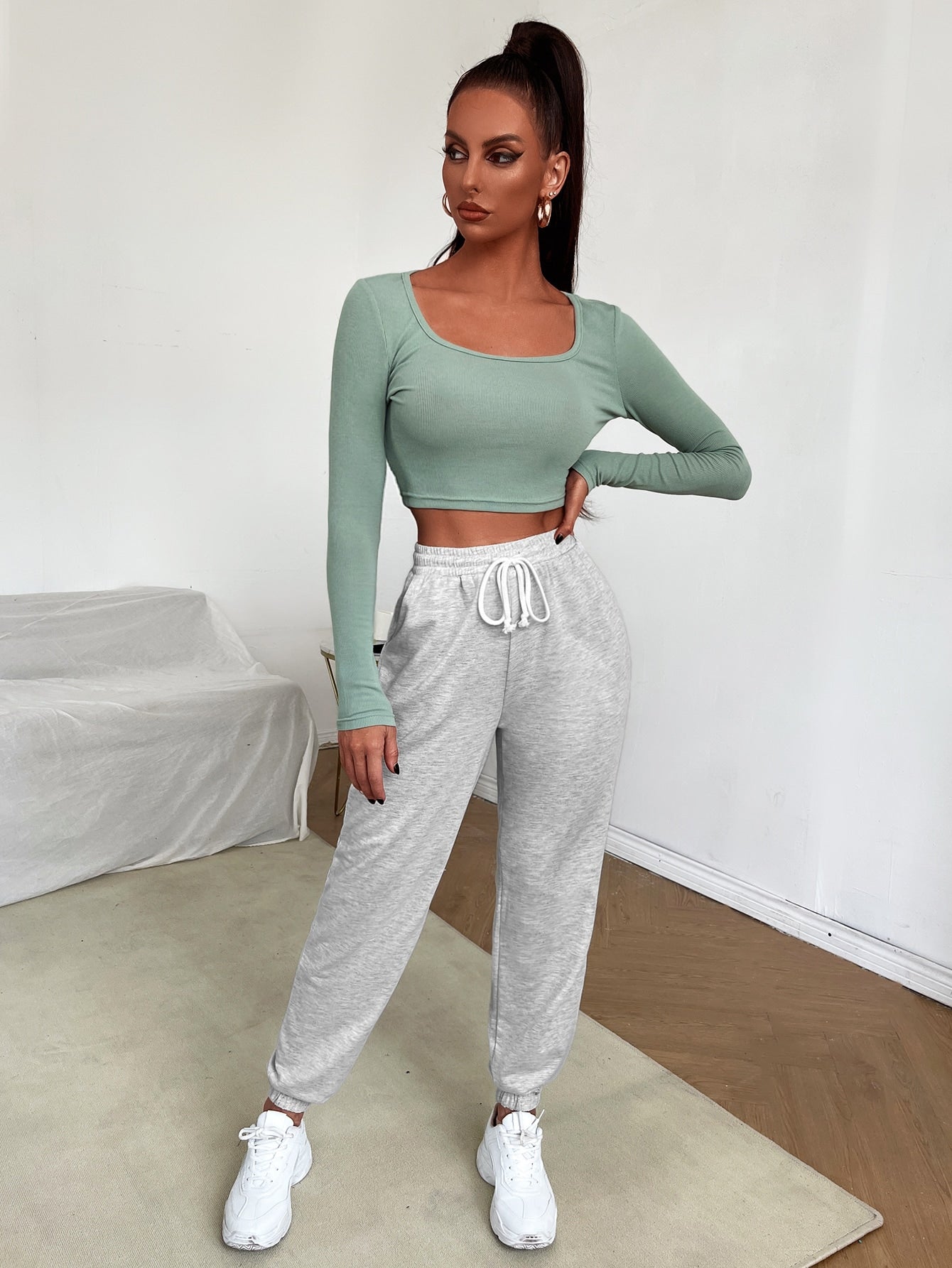 Women Sweatpants Producer