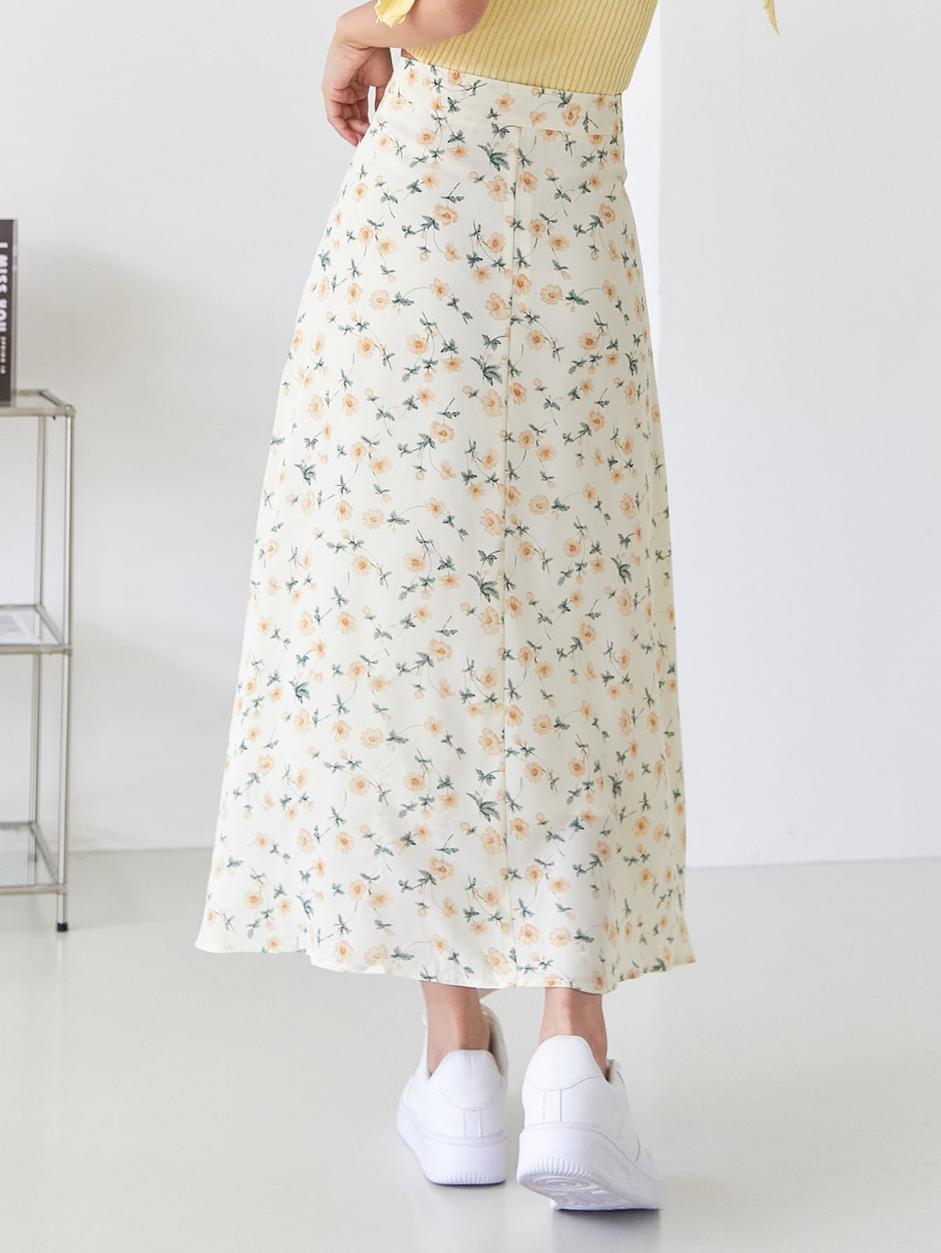 Allover Floral High Waist Skirt