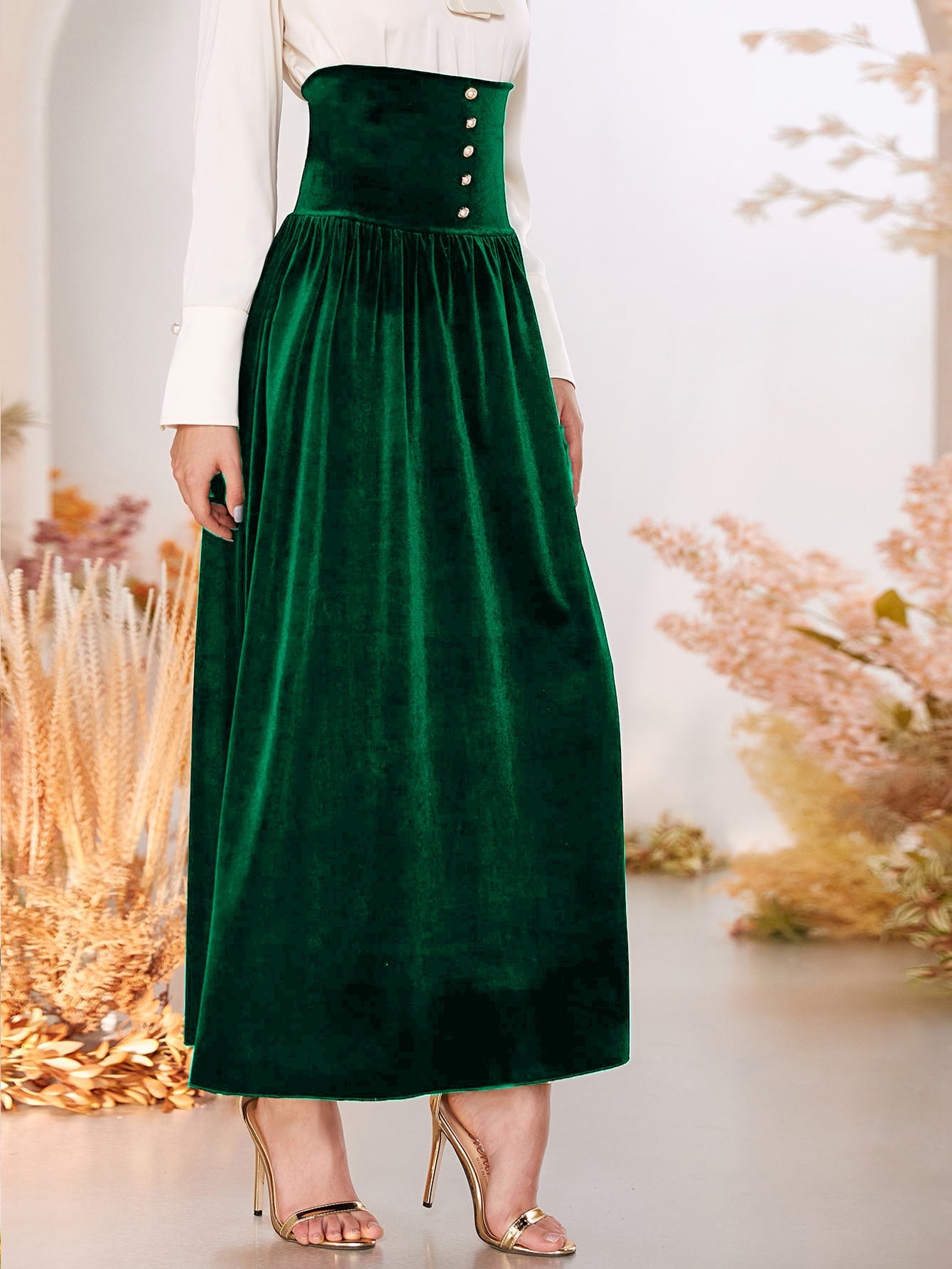 Women Skirts Producers