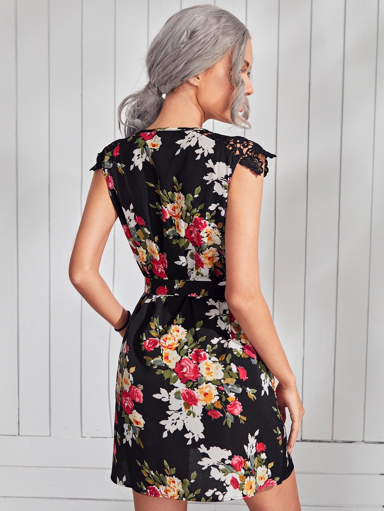 Notch Neck Guipure Lace Belted Floral Dress