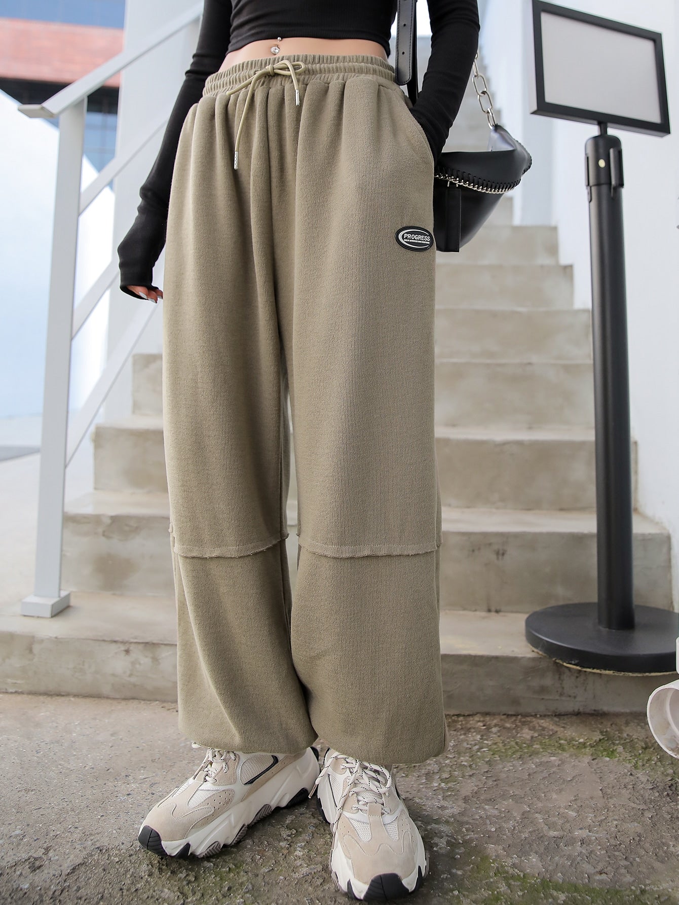 Women Sweatpants Suppliers