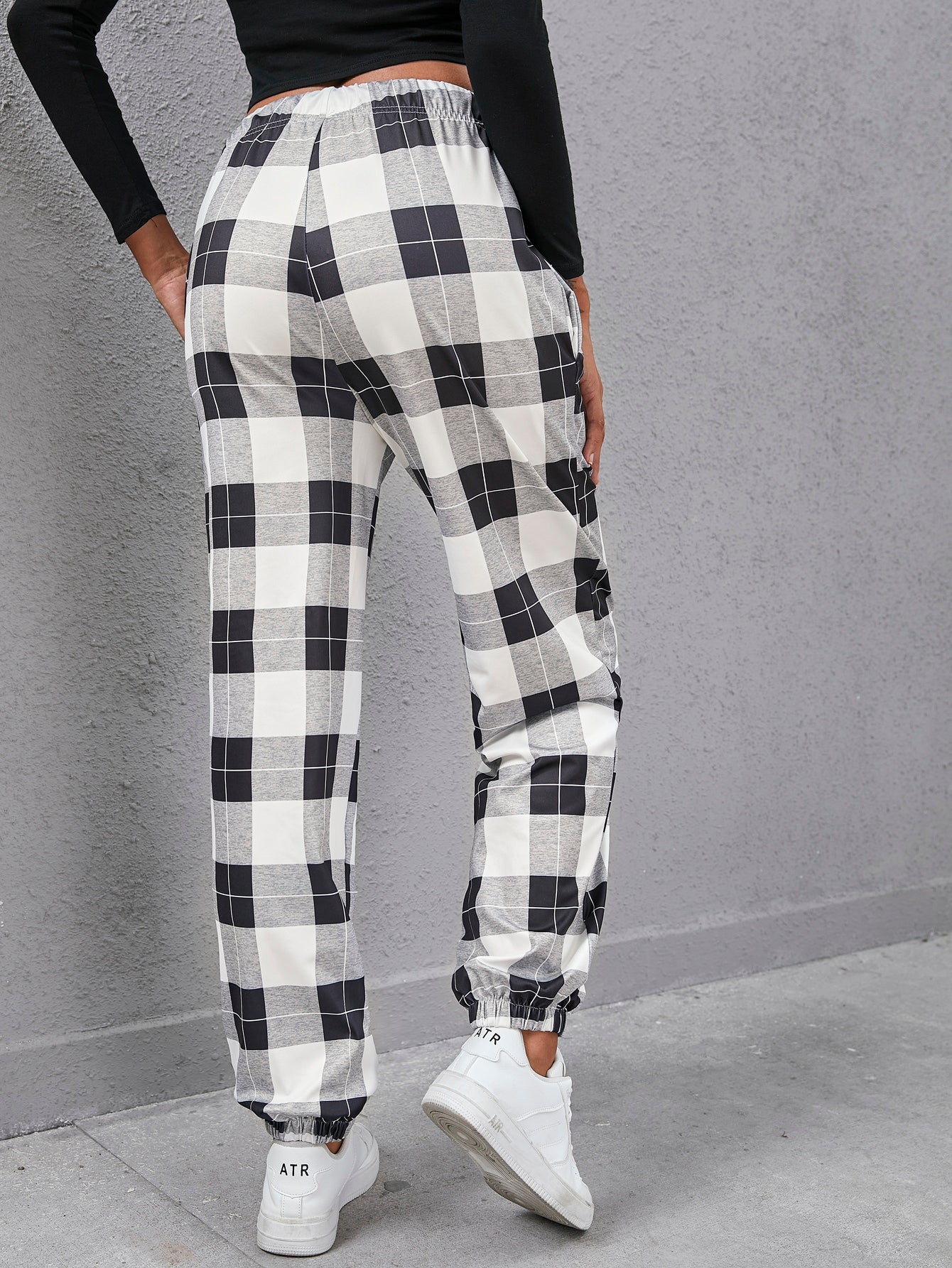 Women Sweatpants Suppliers