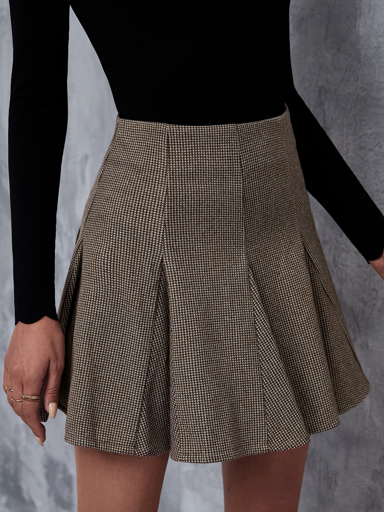 Women Skirts Producer