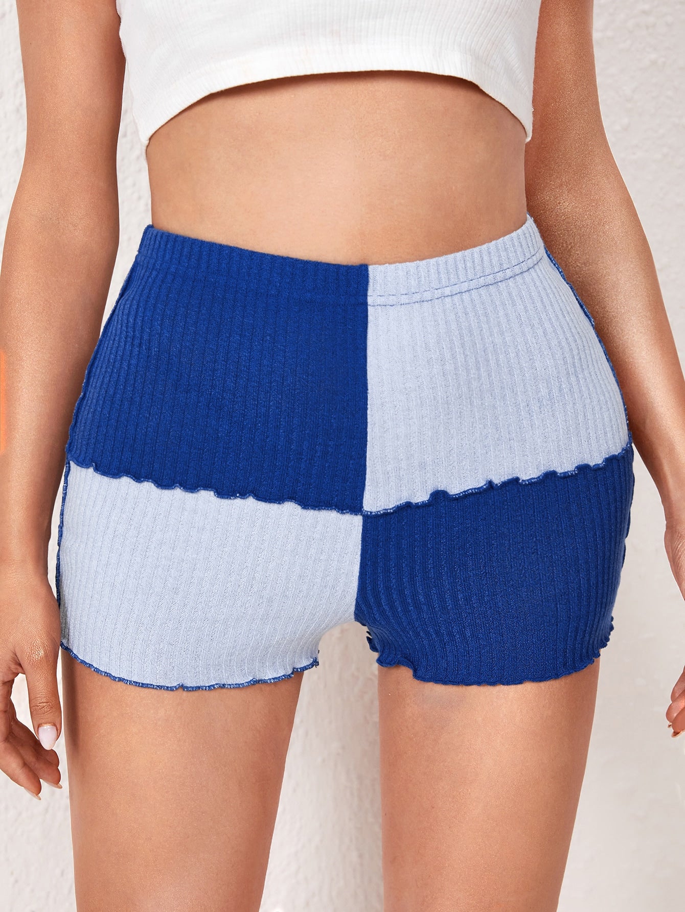 Women Shorts Suppliers