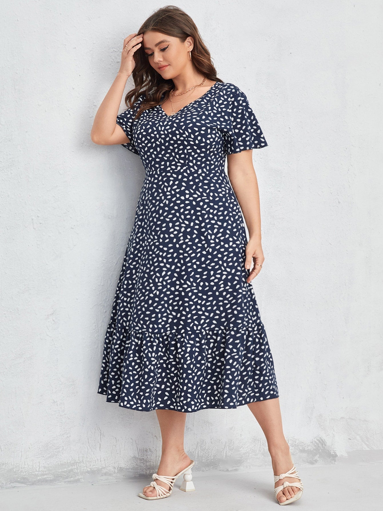 Plus Size Dresses Producer
