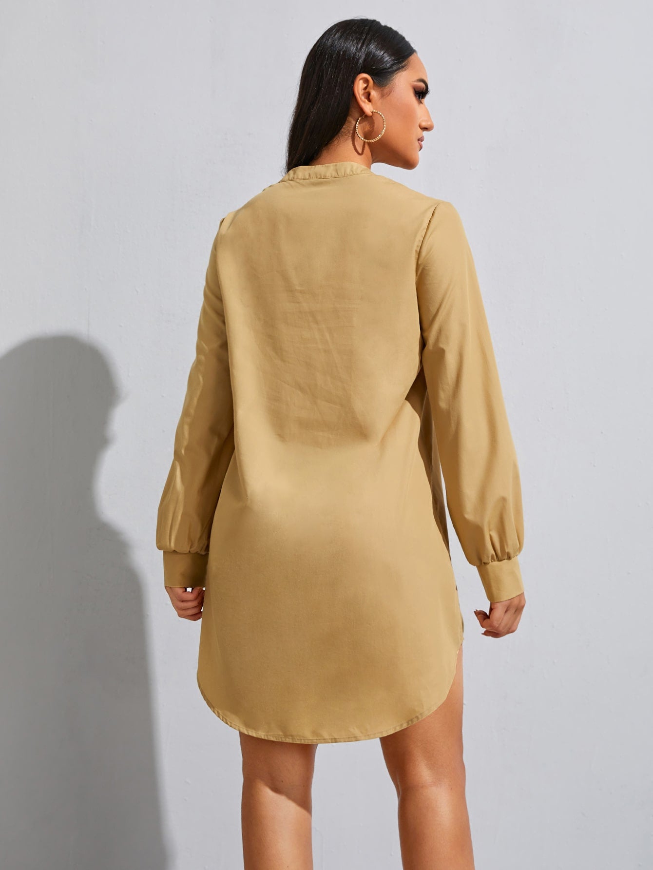 Lara Klawikowski Women Clothes Supplier