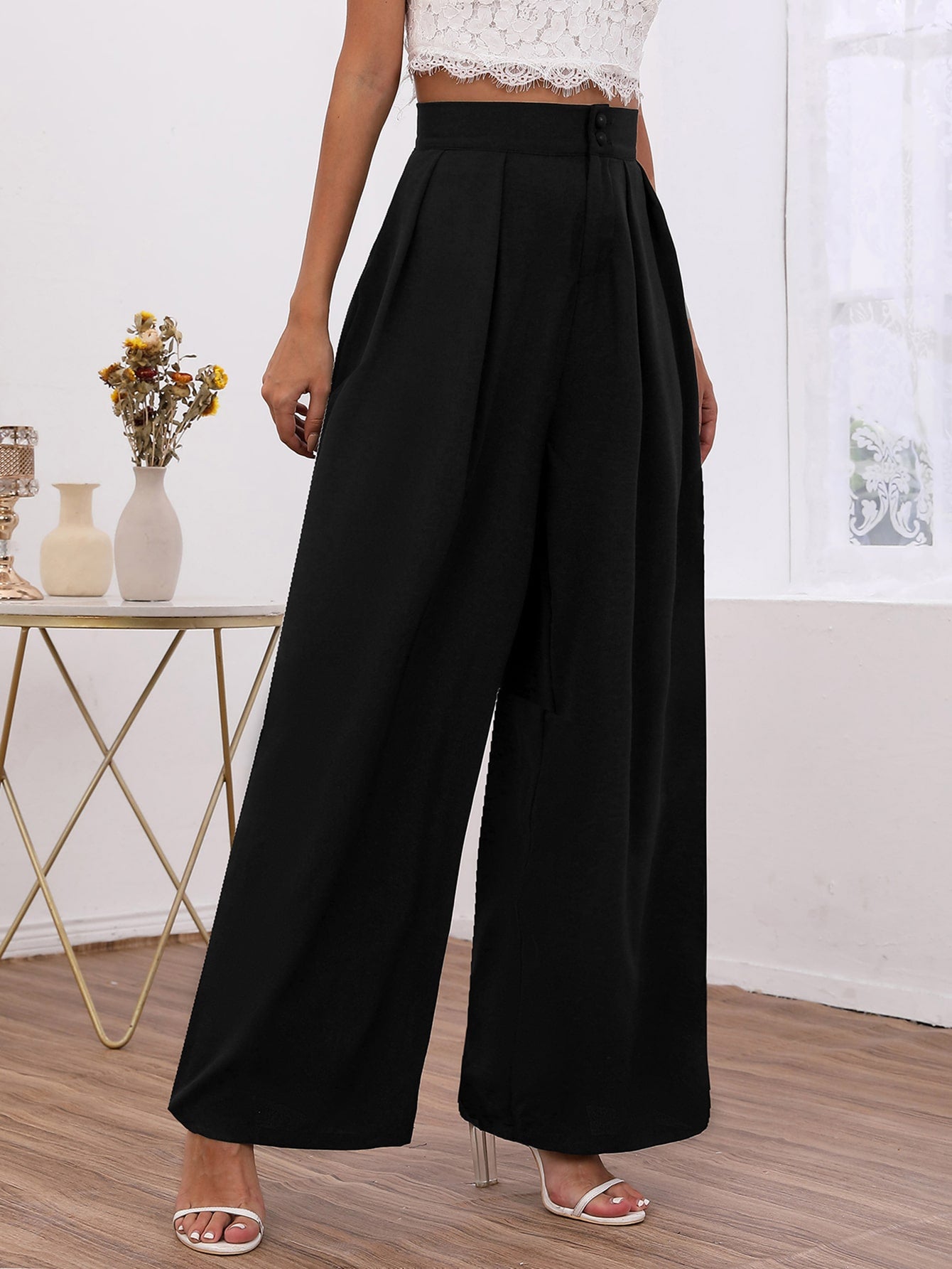Women Pants Producer