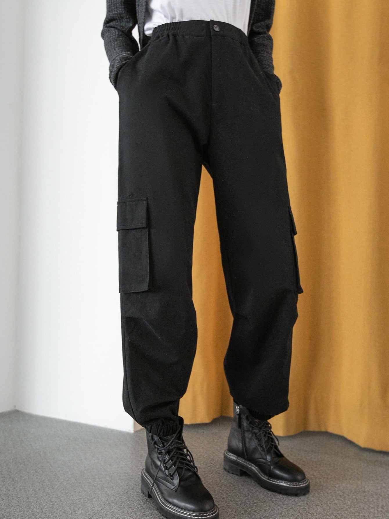 Women Pants Producer
