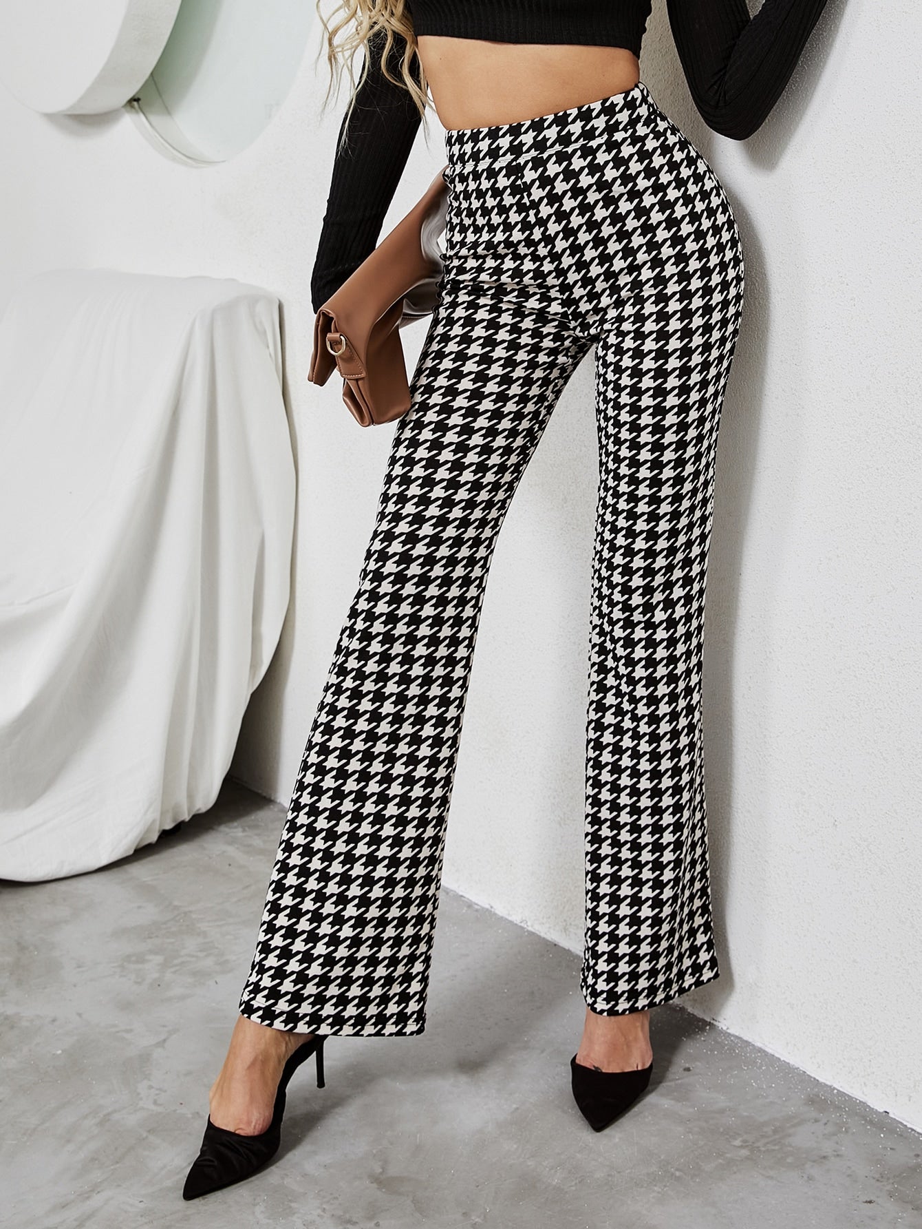 Lunar Clothes Producer