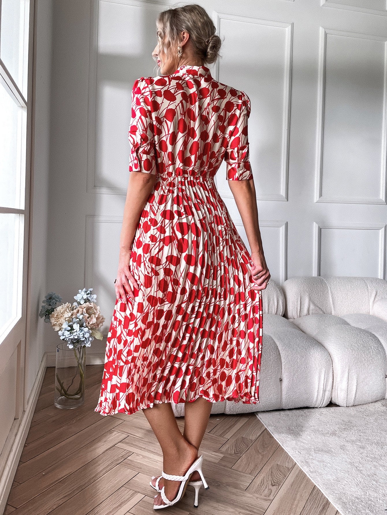 Allover Print Tie Neck Plicated Hem Dress