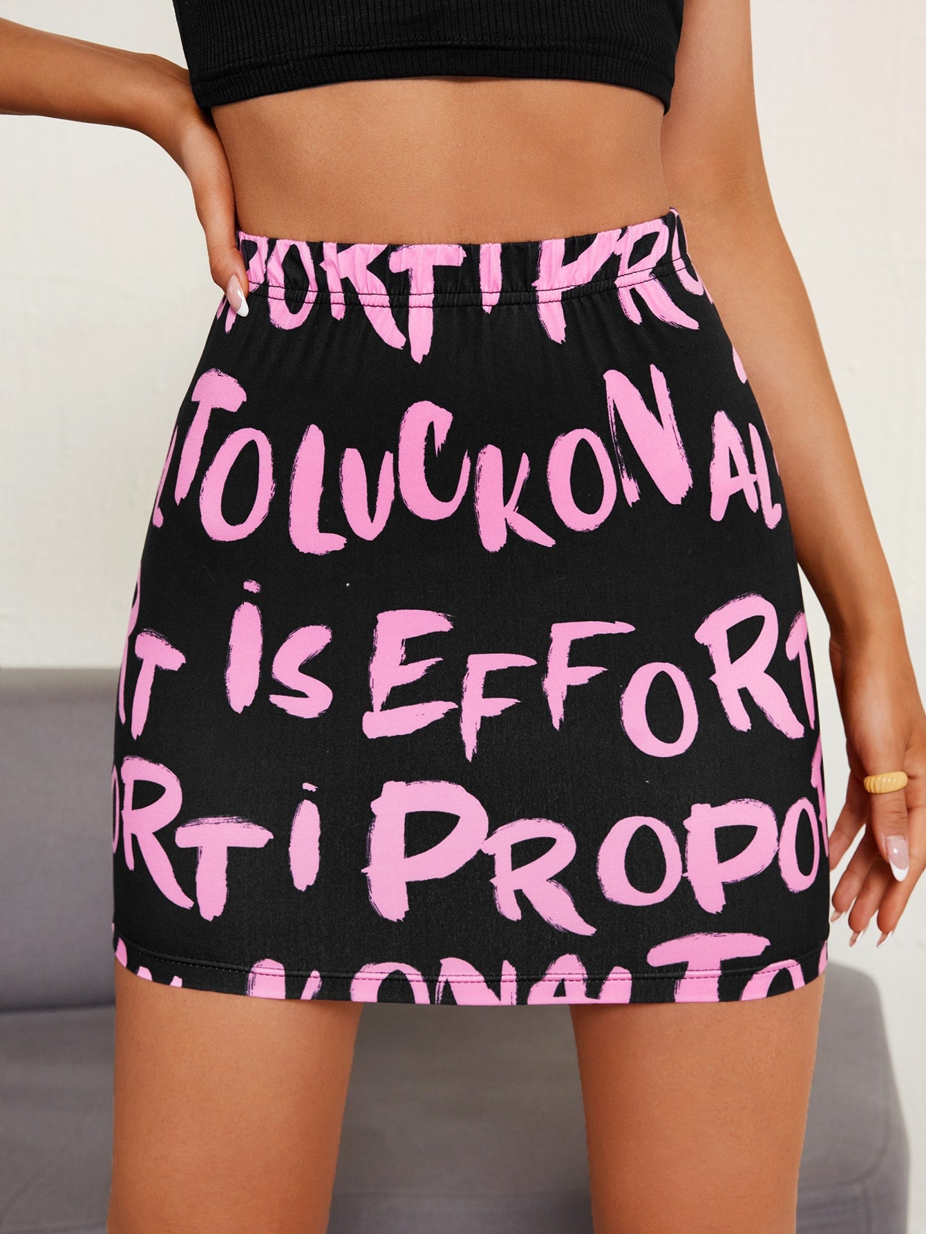 Women Skirts Producer