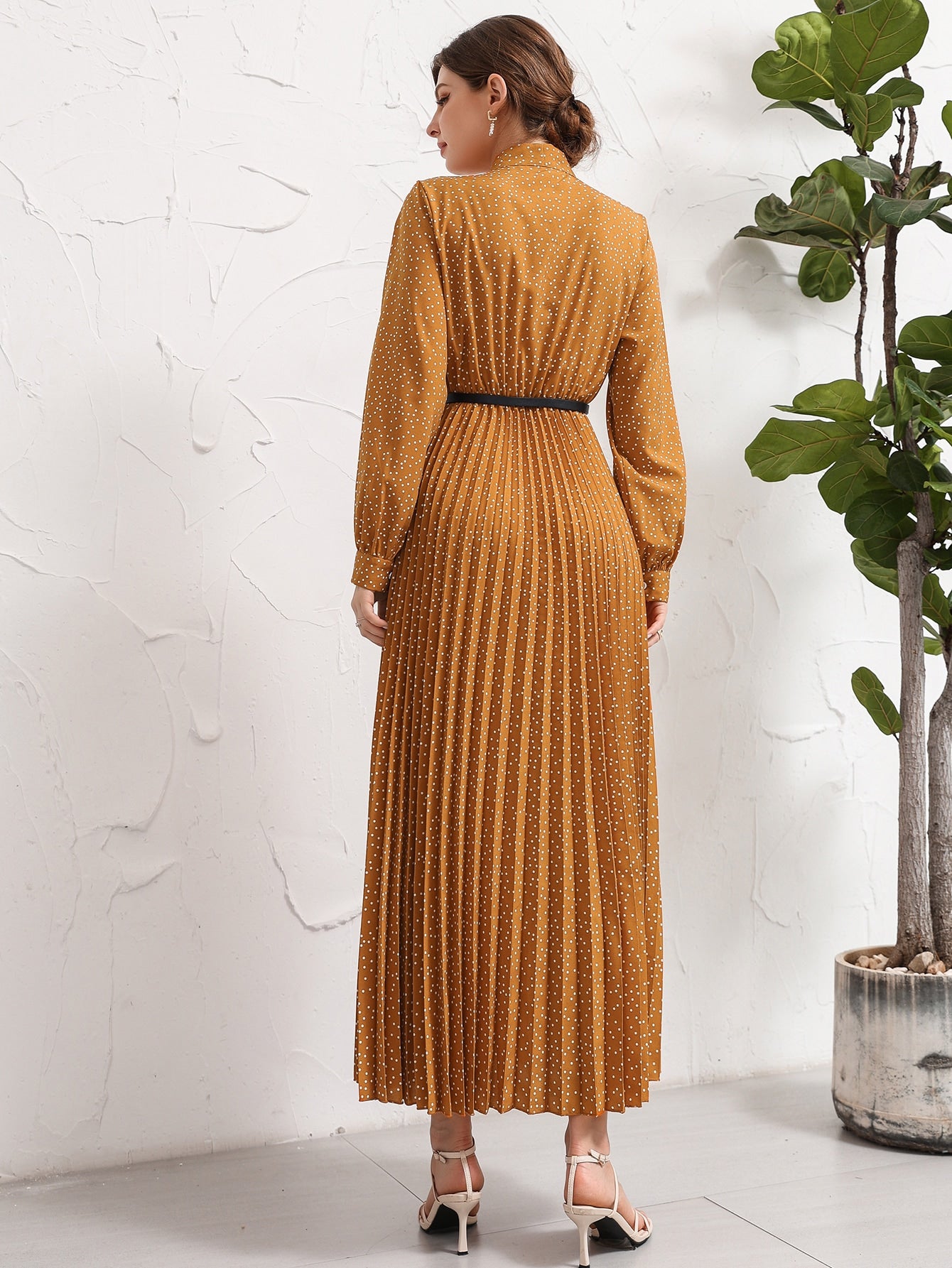Women Dresses Producer