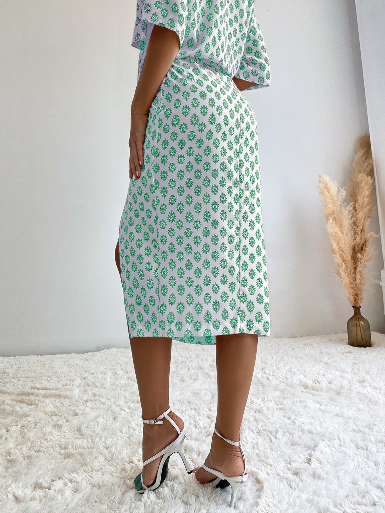Women Skirts Producer