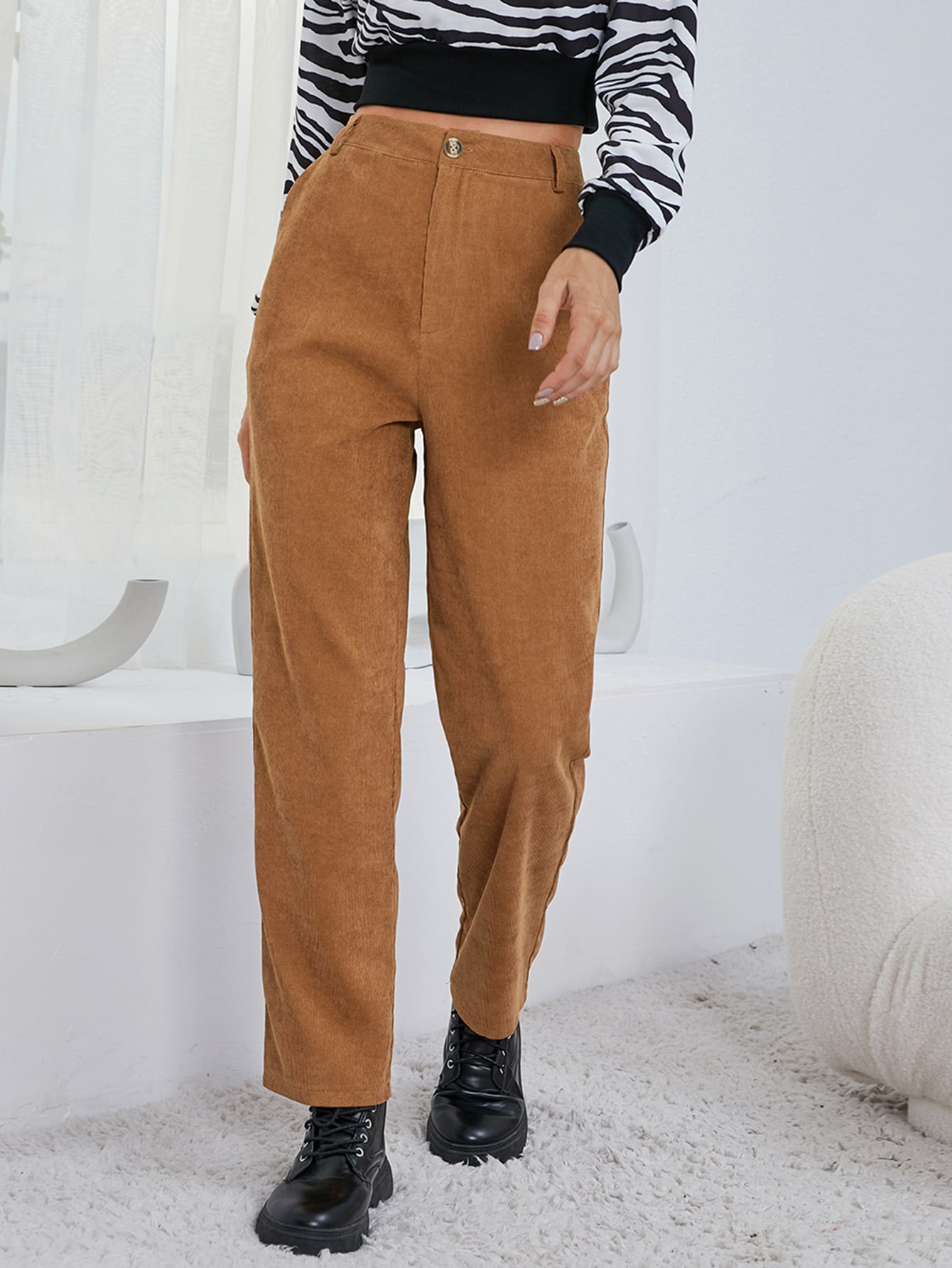 Women Pants Producer