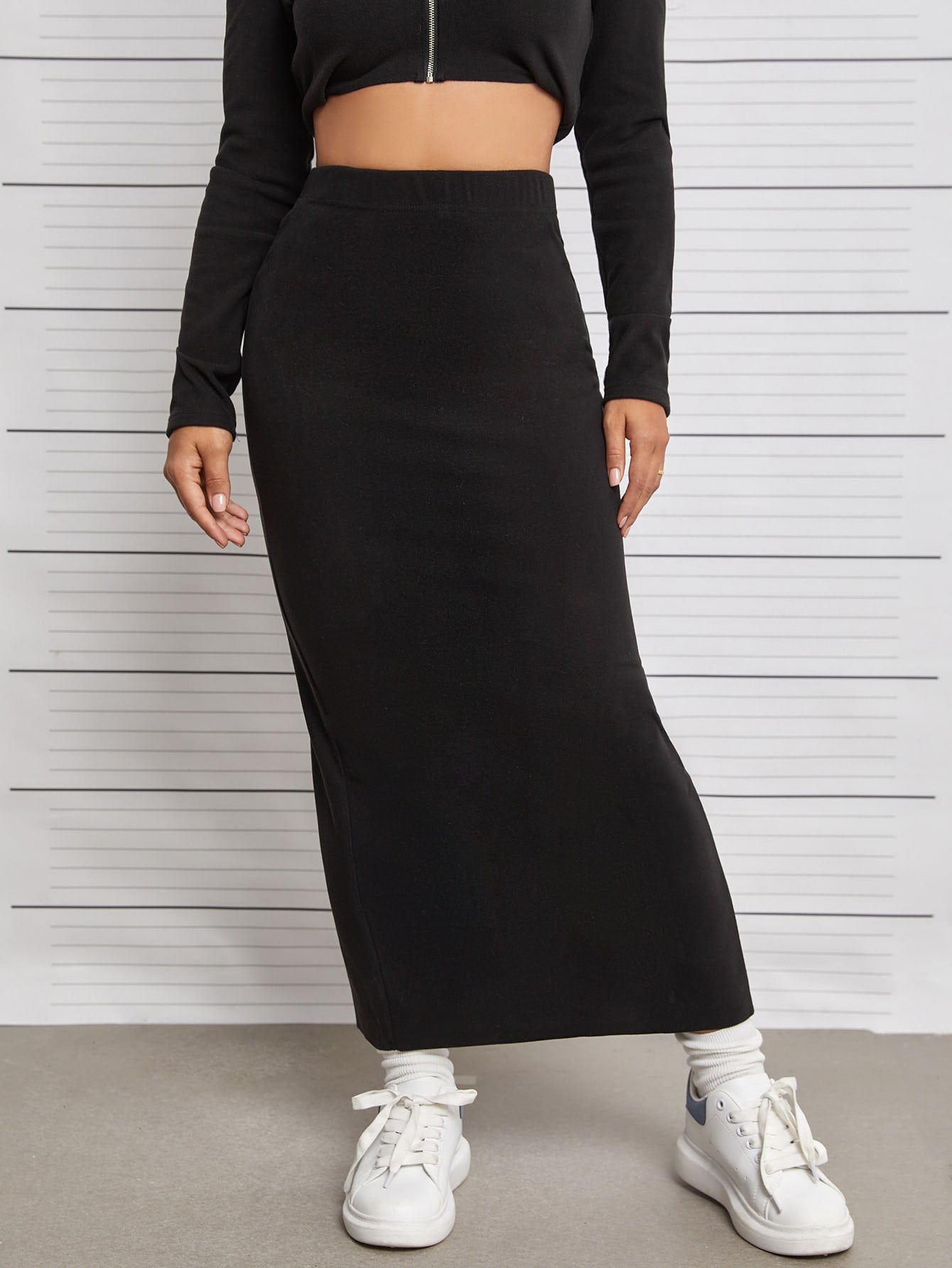 Women Skirts Producers