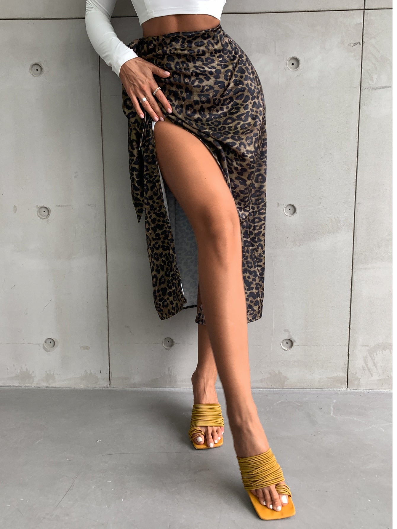 Women Skirts Producer