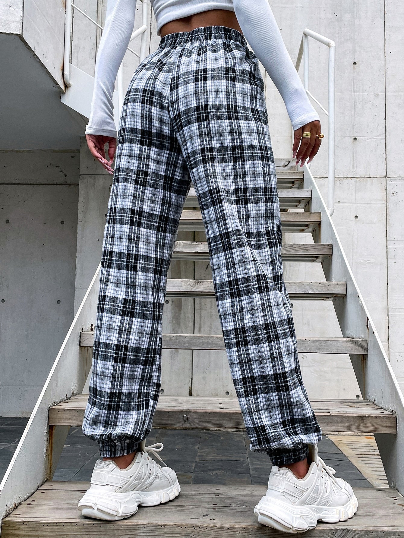 Plaid Pockets Detail Pants
