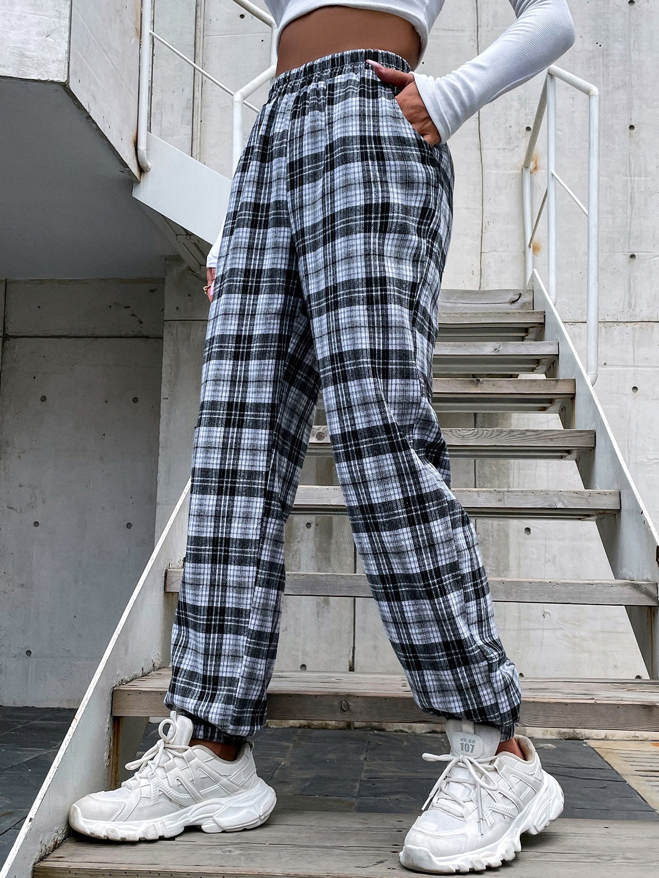 Women Pants Producers