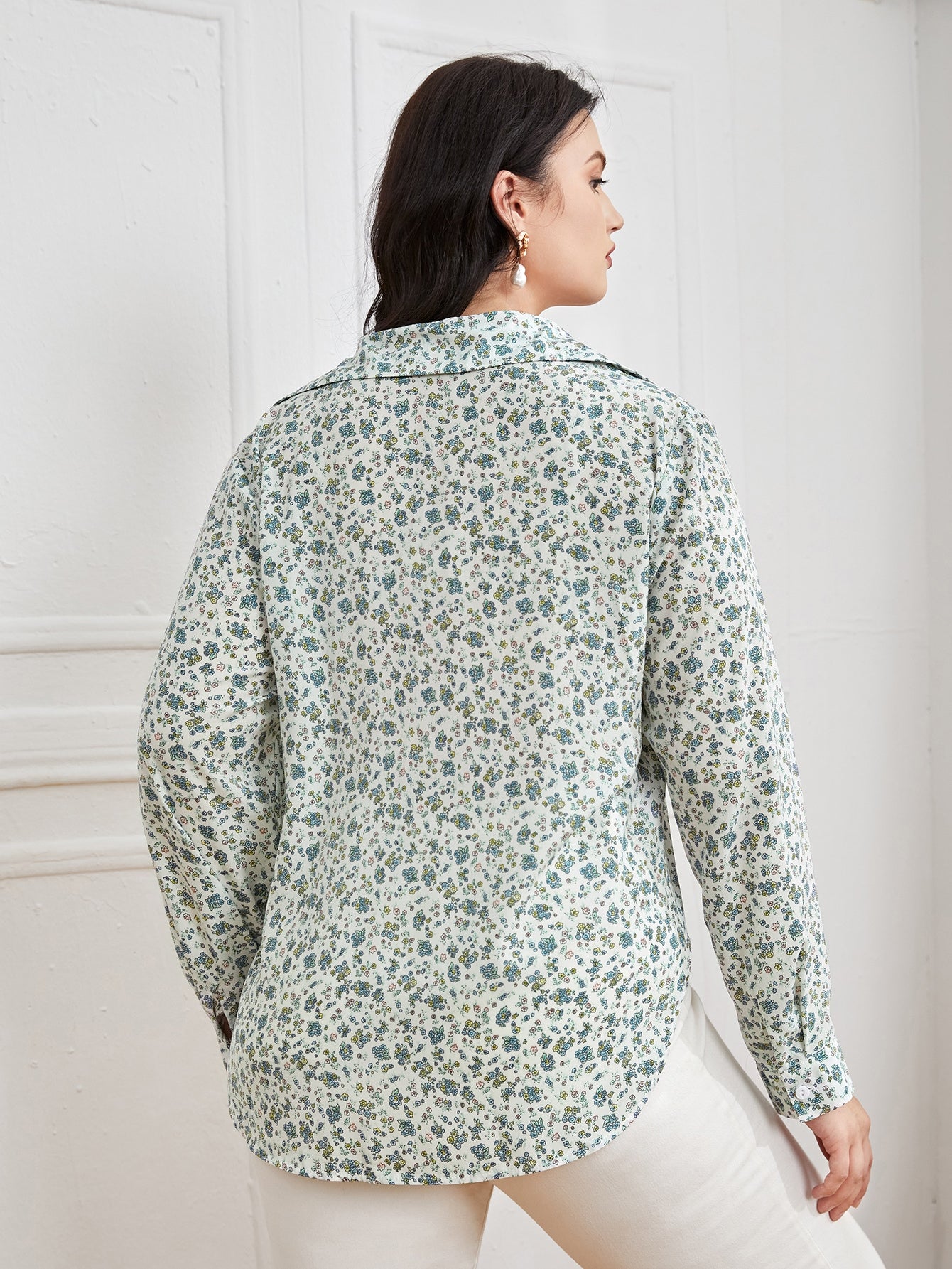 Plus Ditsy Floral Button Front Blouse