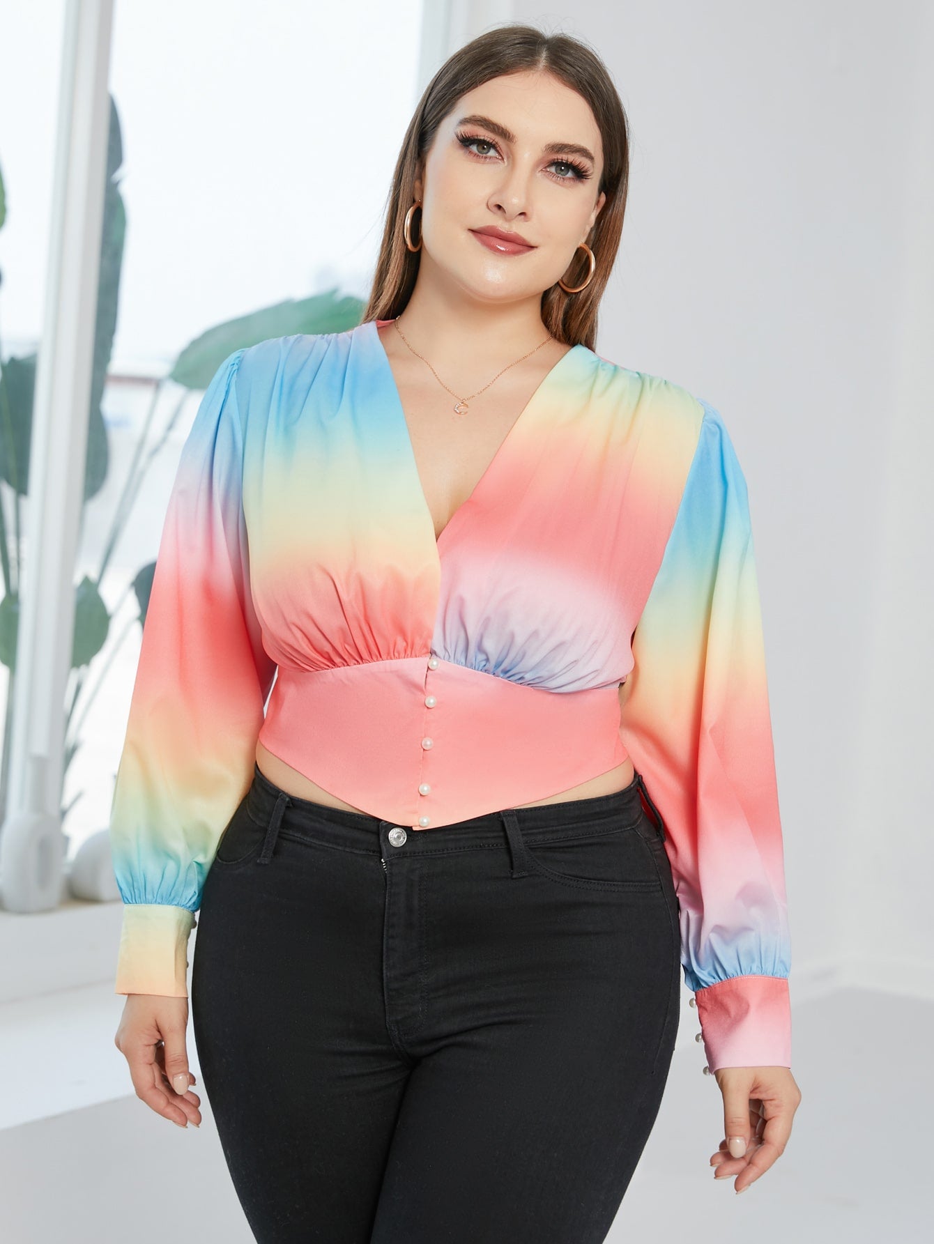 Plus Size Blouses Producer