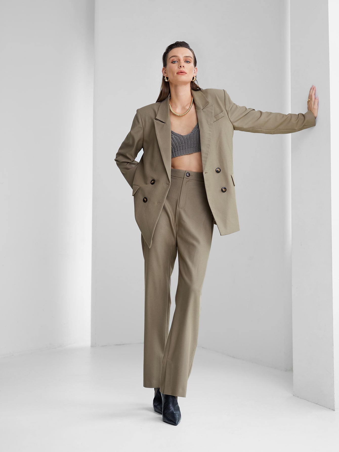Aya Morrison Women Clothes Supplier