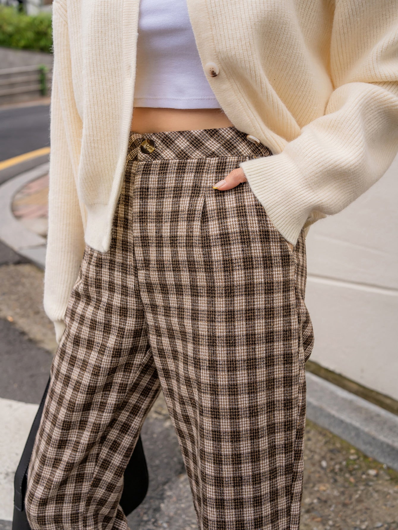 Women Pants Producer