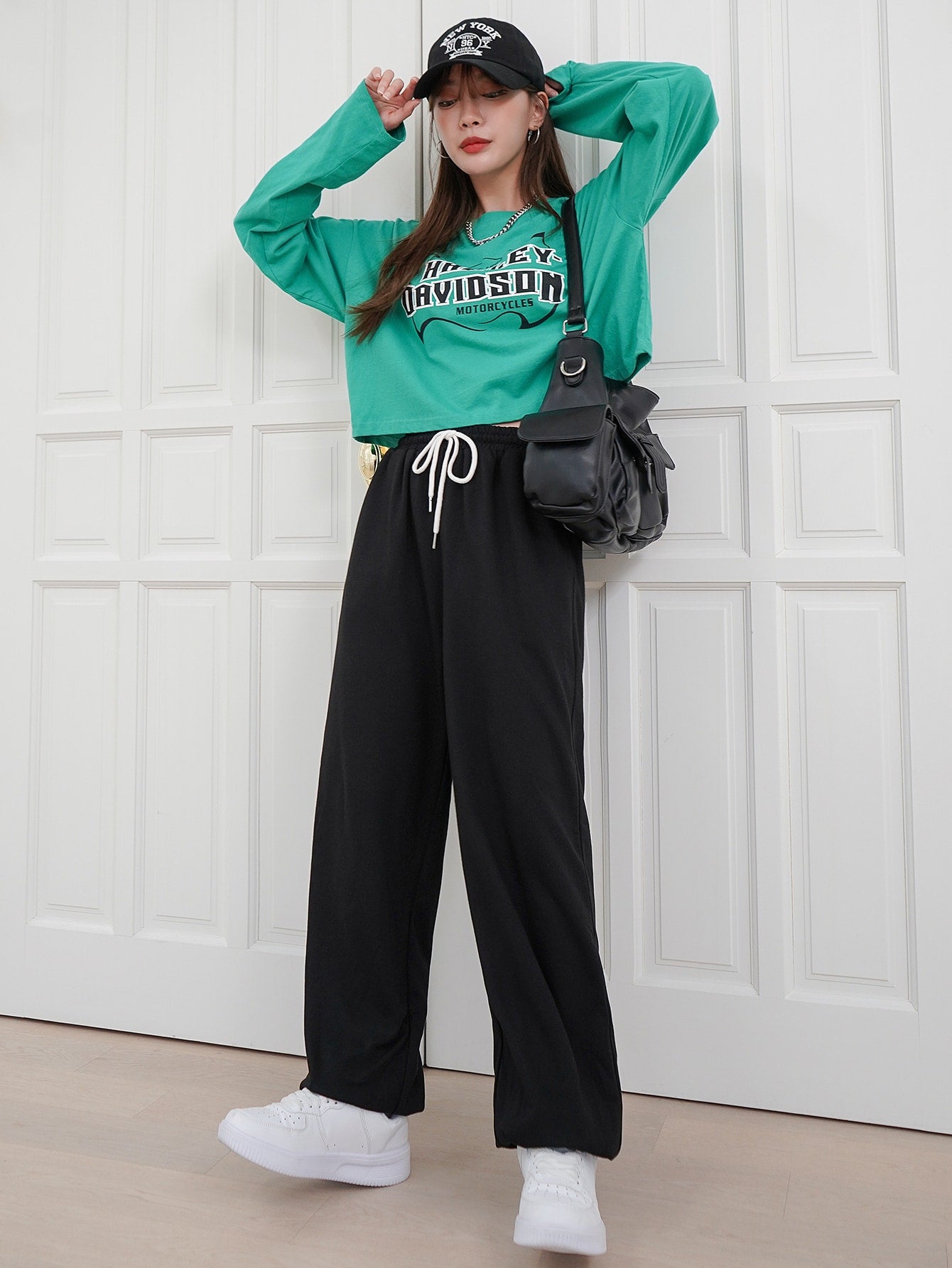 Women Sweatpants Producers
