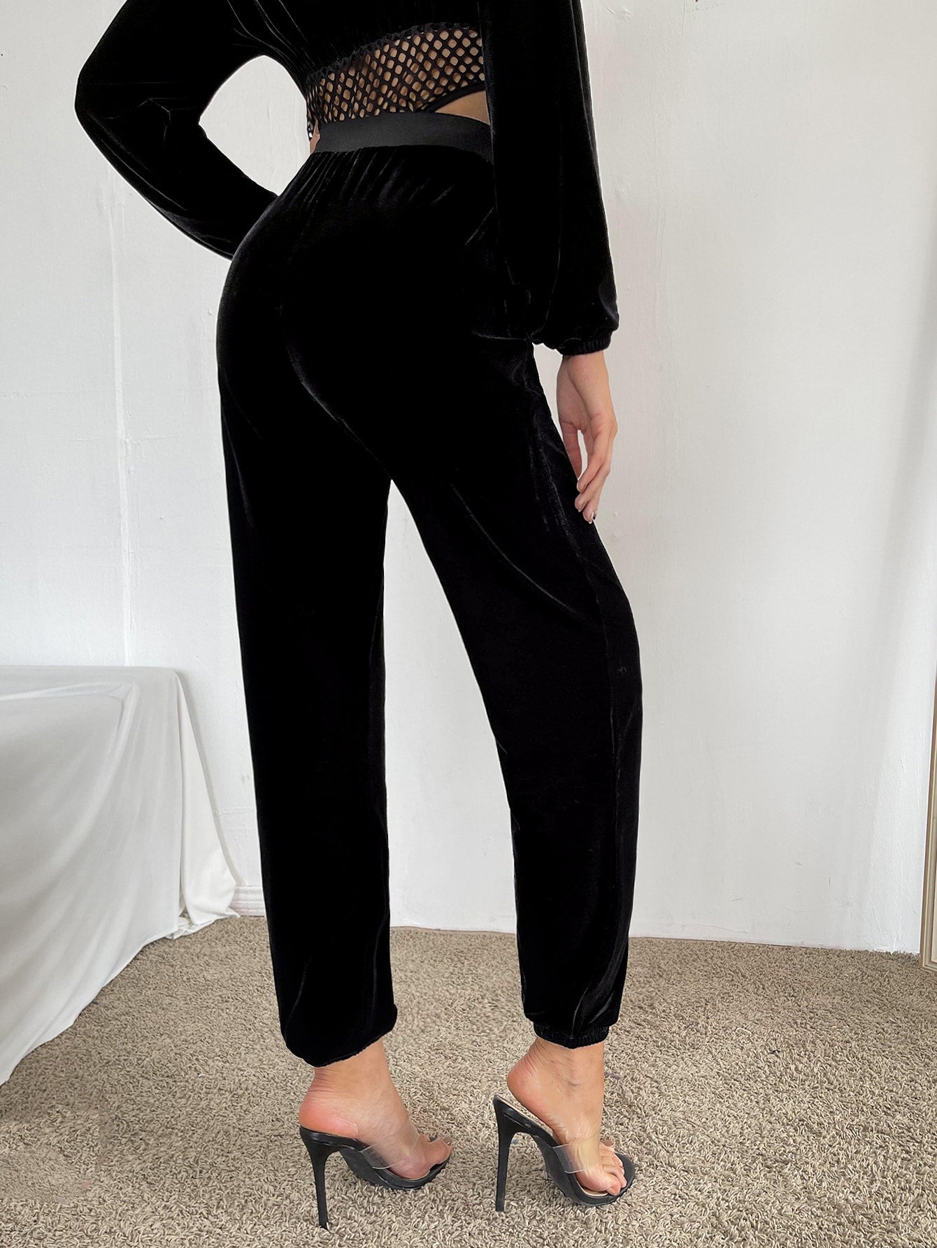 Slant Pocket Drawstring Waist Velvet Sweatpants