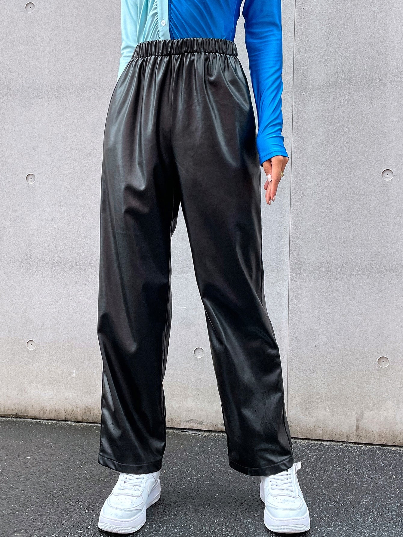Women Pants Producer
