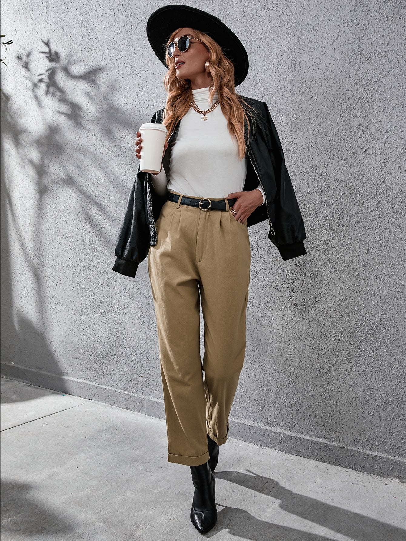 Lara Klawikowski Women Clothes Supplier