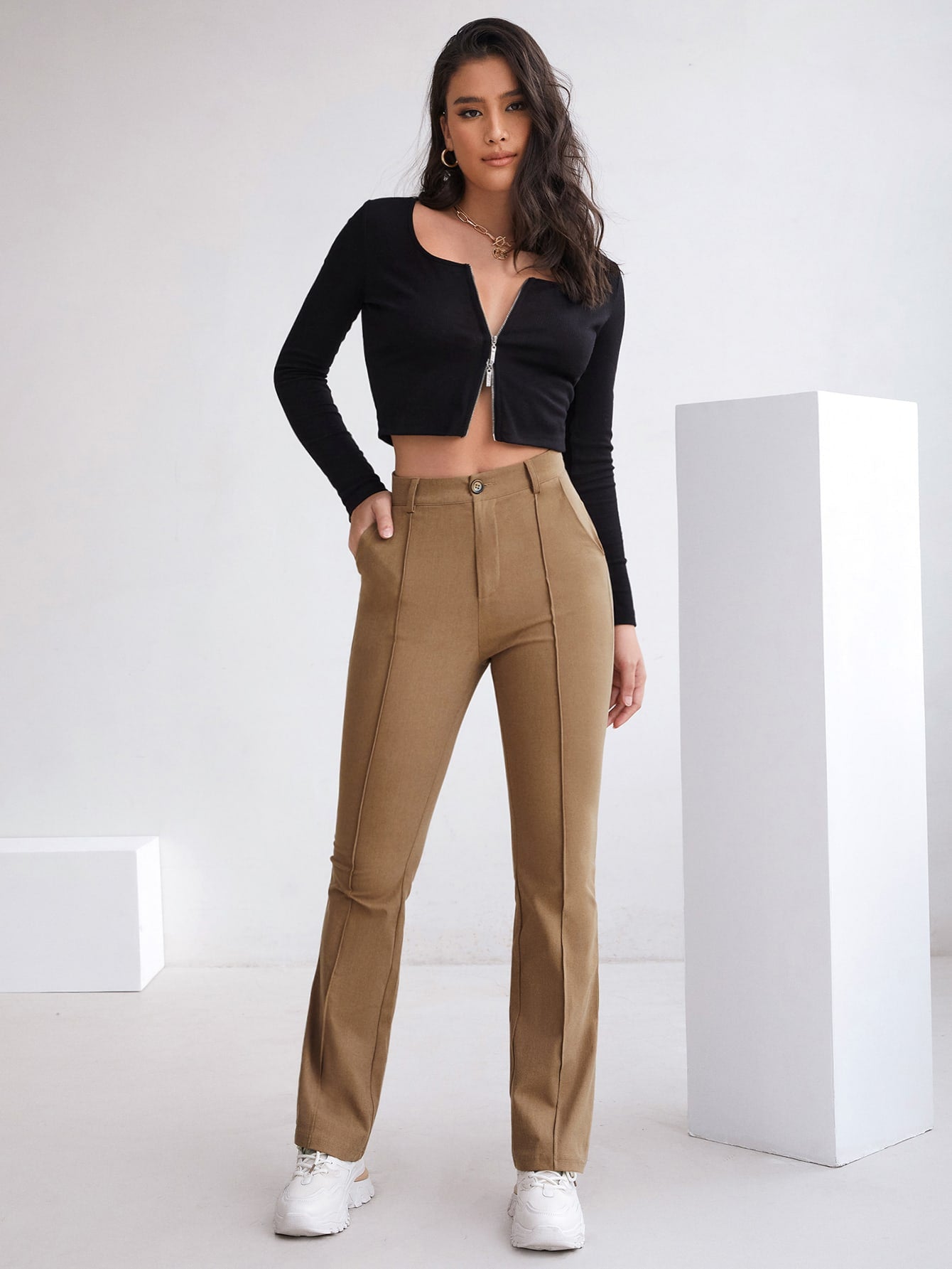 Aya Morrison Women Clothes Supplier
