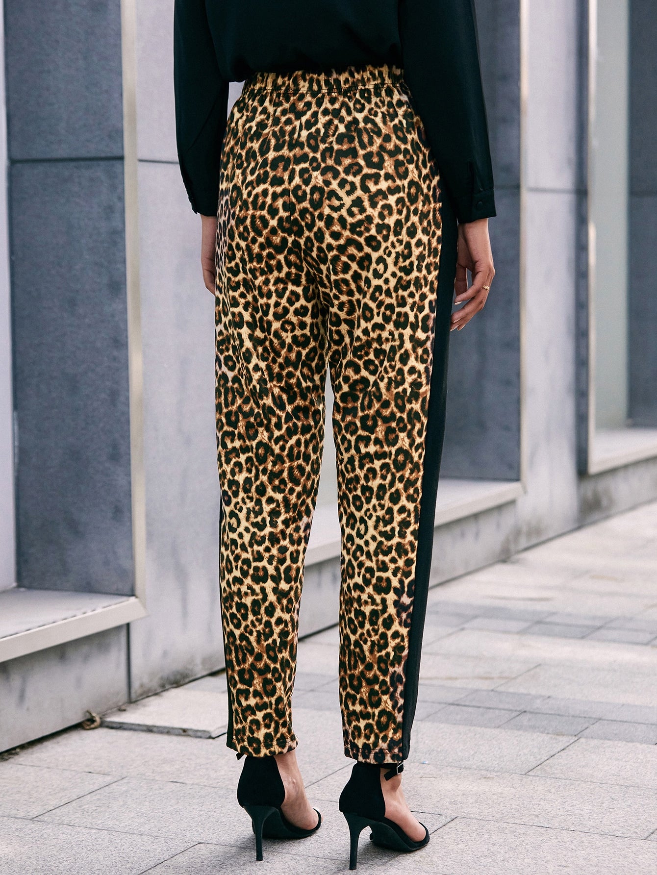Leopard Slant Pocket Elastic Waist Sweatpants