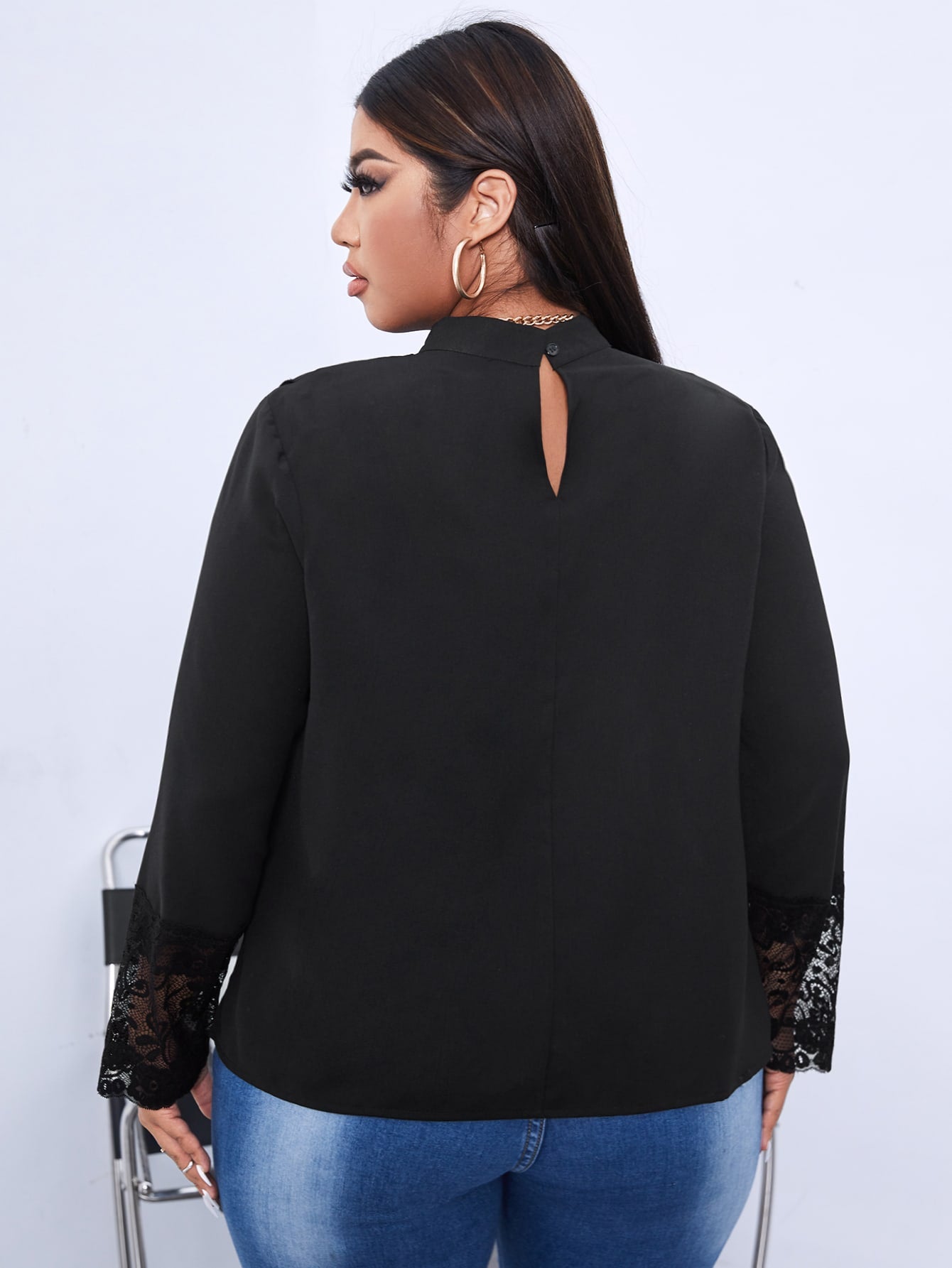 Plus Contrast Lace Ruffle Trim Blouse