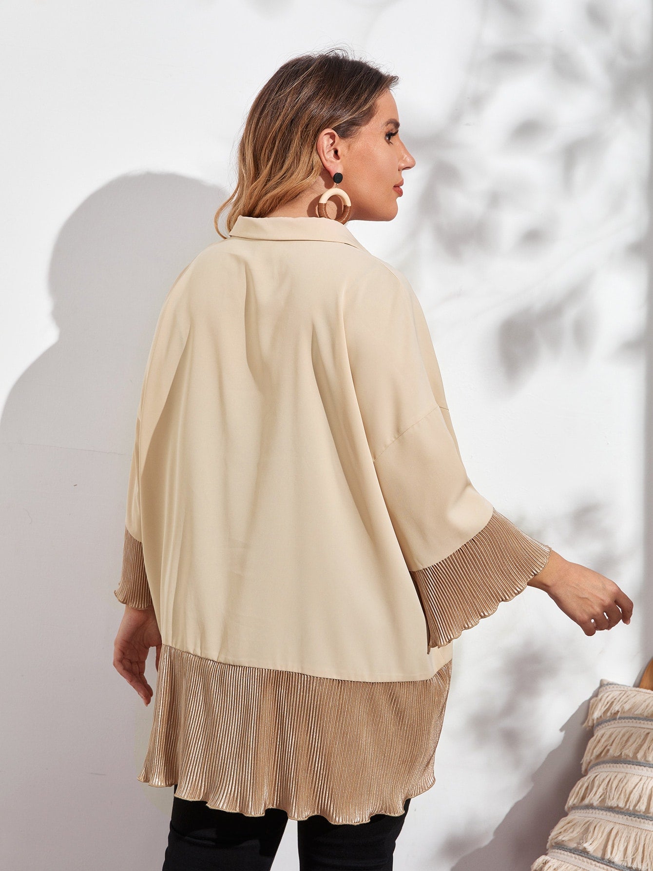 Plus Contrast Panel Lettuce Trim Drop Shoulder Blouse
