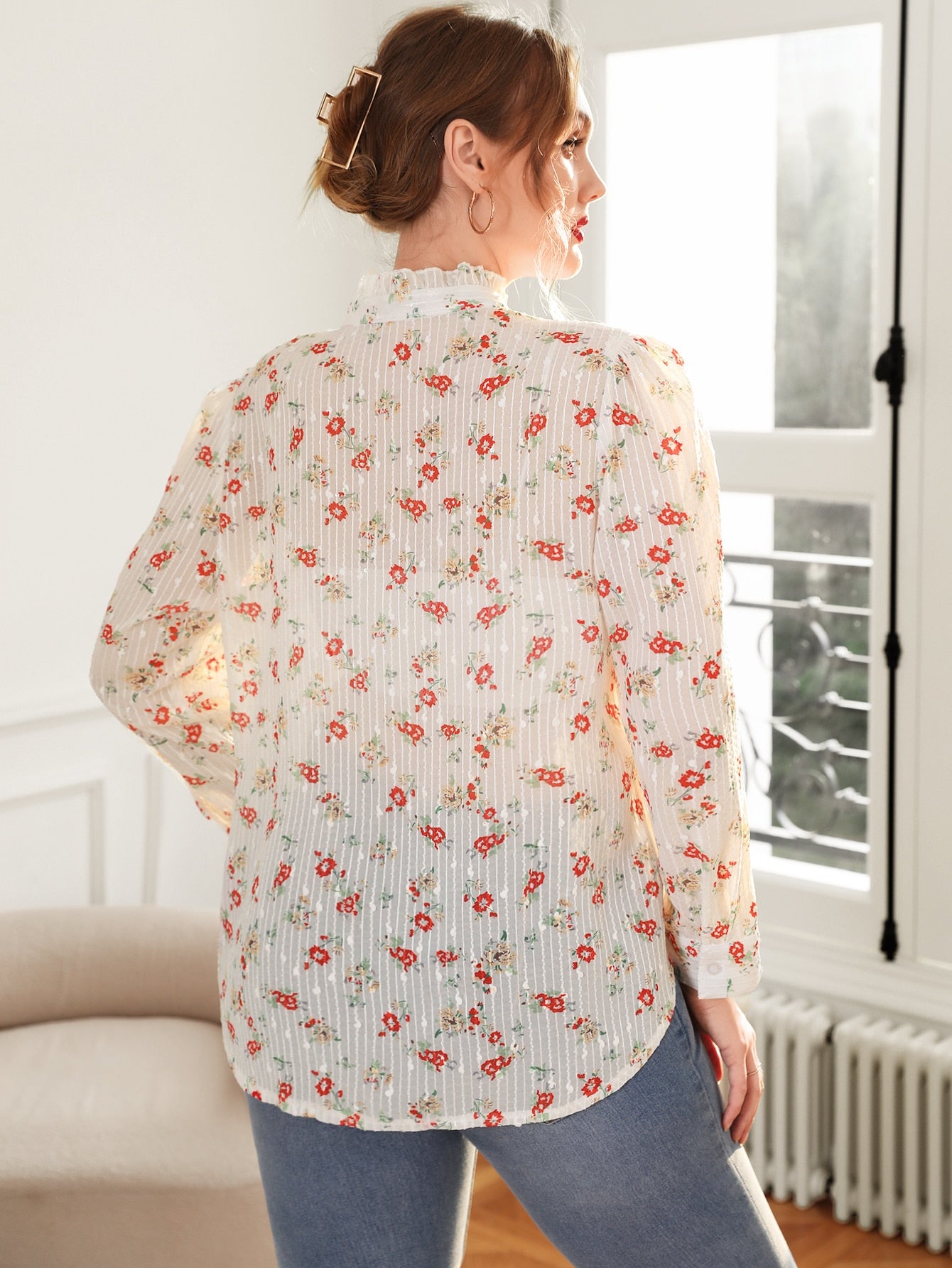 Plus Floral Print Frilled Neck Blouse Without Bra